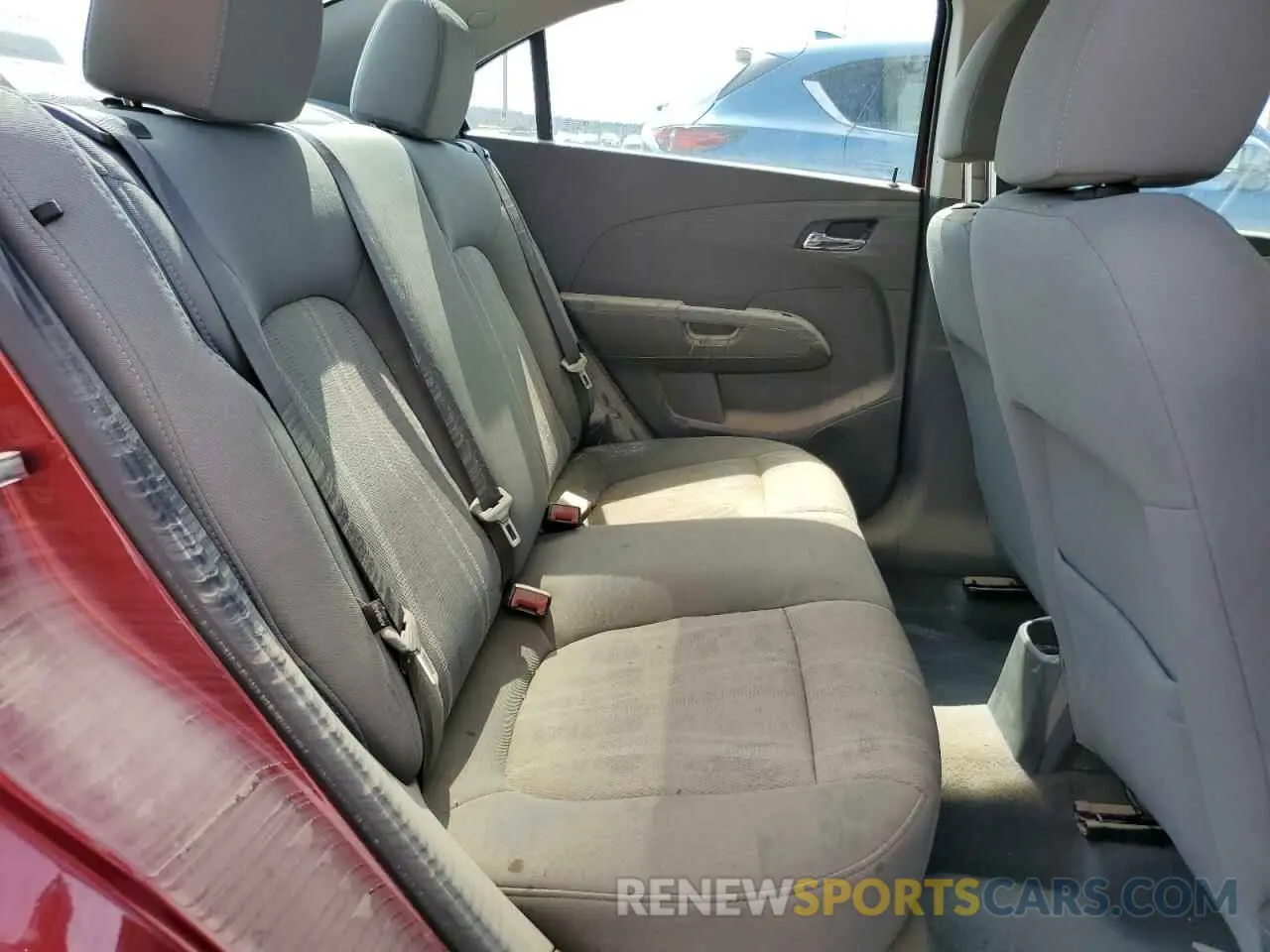 10 fotografías del automóvil dañado 1G1JD5SB6K4102430 CHEVROLET SONIC 2019