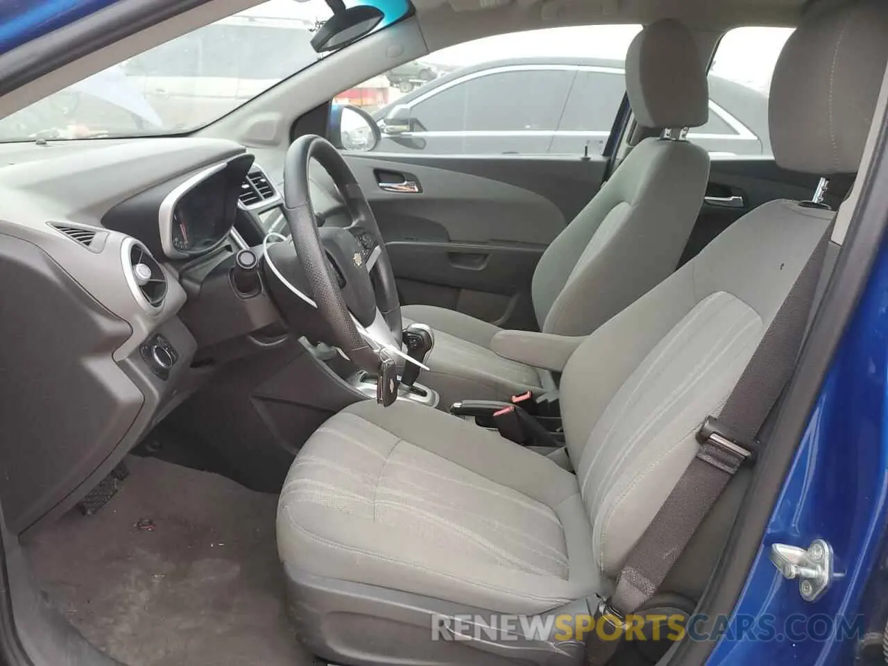 7 fotografías del automóvil dañado 1G1JD5SB7K4134352 CHEVROLET SONIC 2019