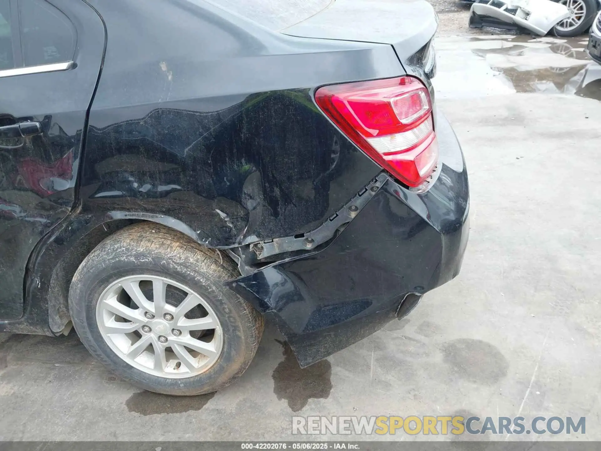 21 fotografías del automóvil dañado 1G1JD5SB7K4143486 CHEVROLET SONIC 2019