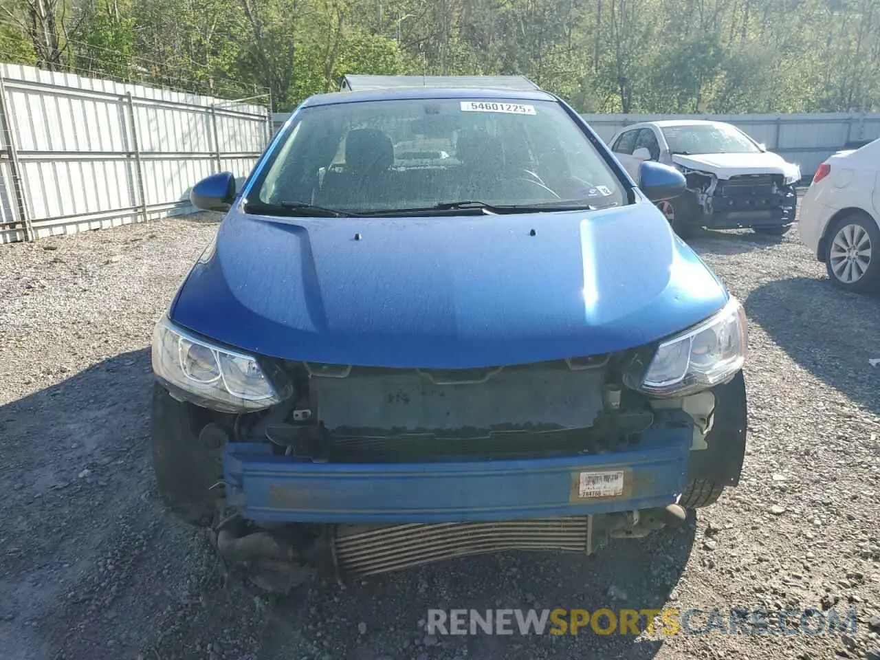 5 fotografías del automóvil dañado 1G1JD5SB8K4114692 CHEVROLET SONIC 2019
