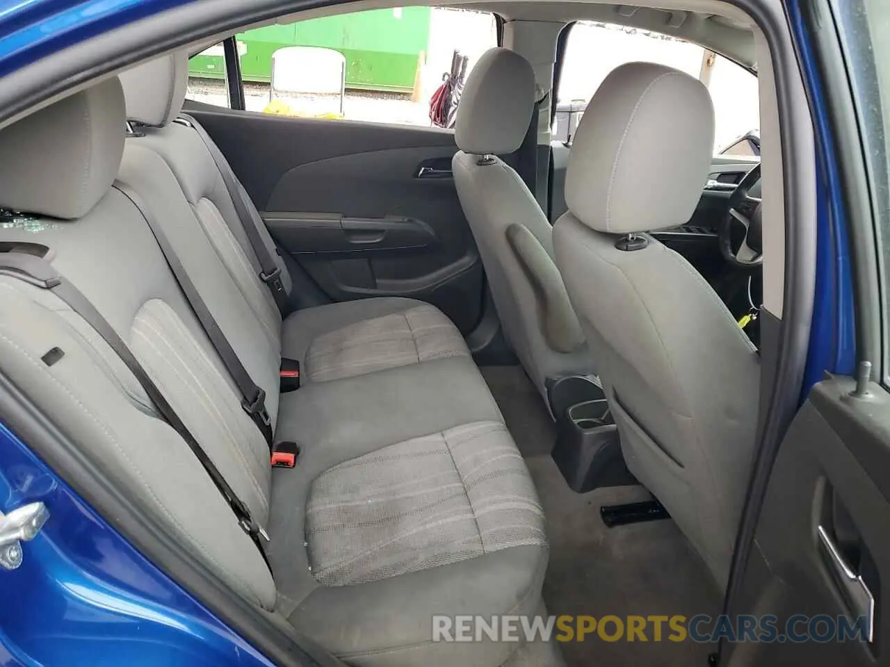 10 fotografías del automóvil dañado 1G1JD5SB9K4148706 CHEVROLET SONIC 2019
