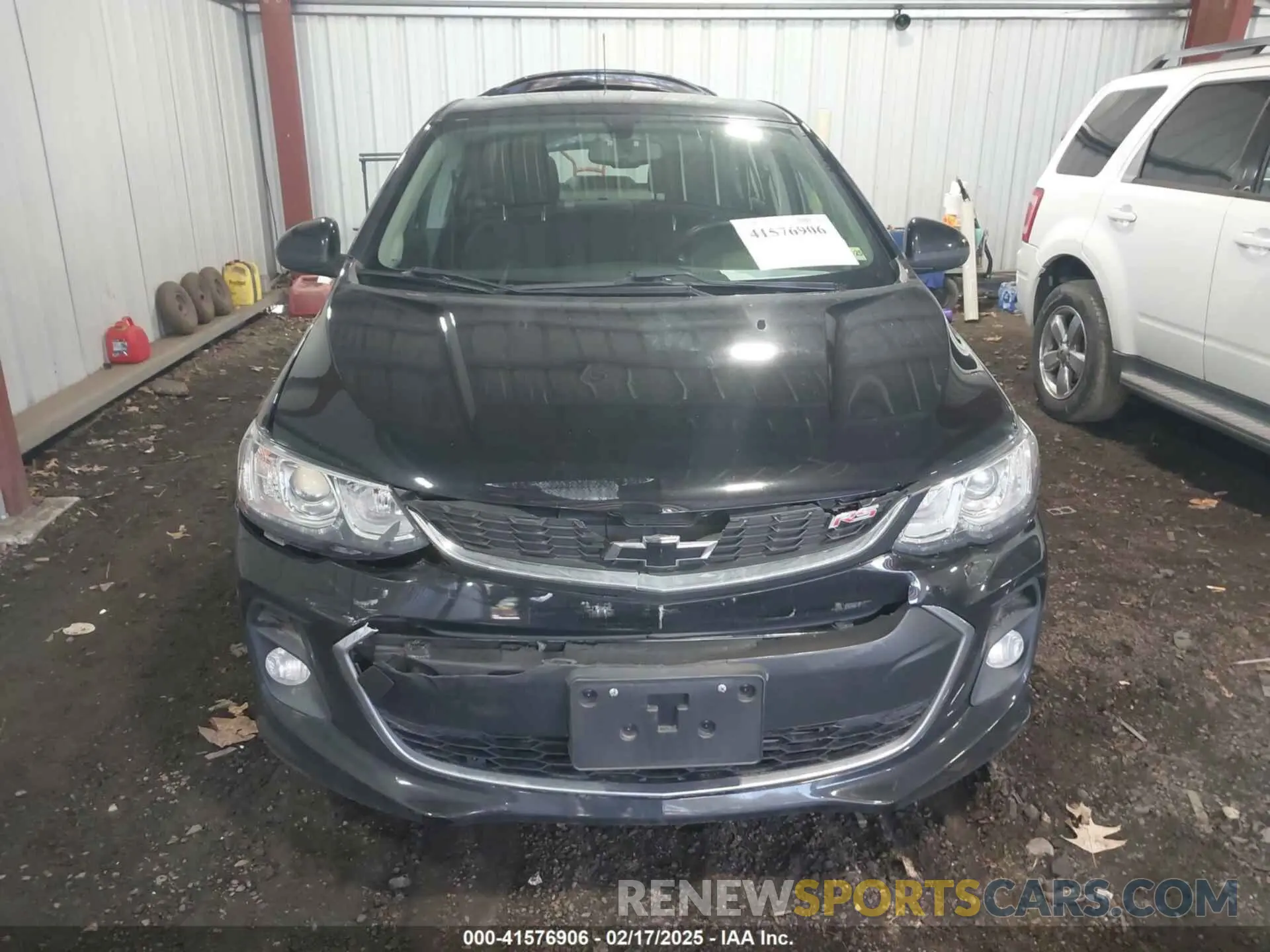 12 fotografías del automóvil dañado 1G1JD5SBXK4114452 CHEVROLET SONIC 2019