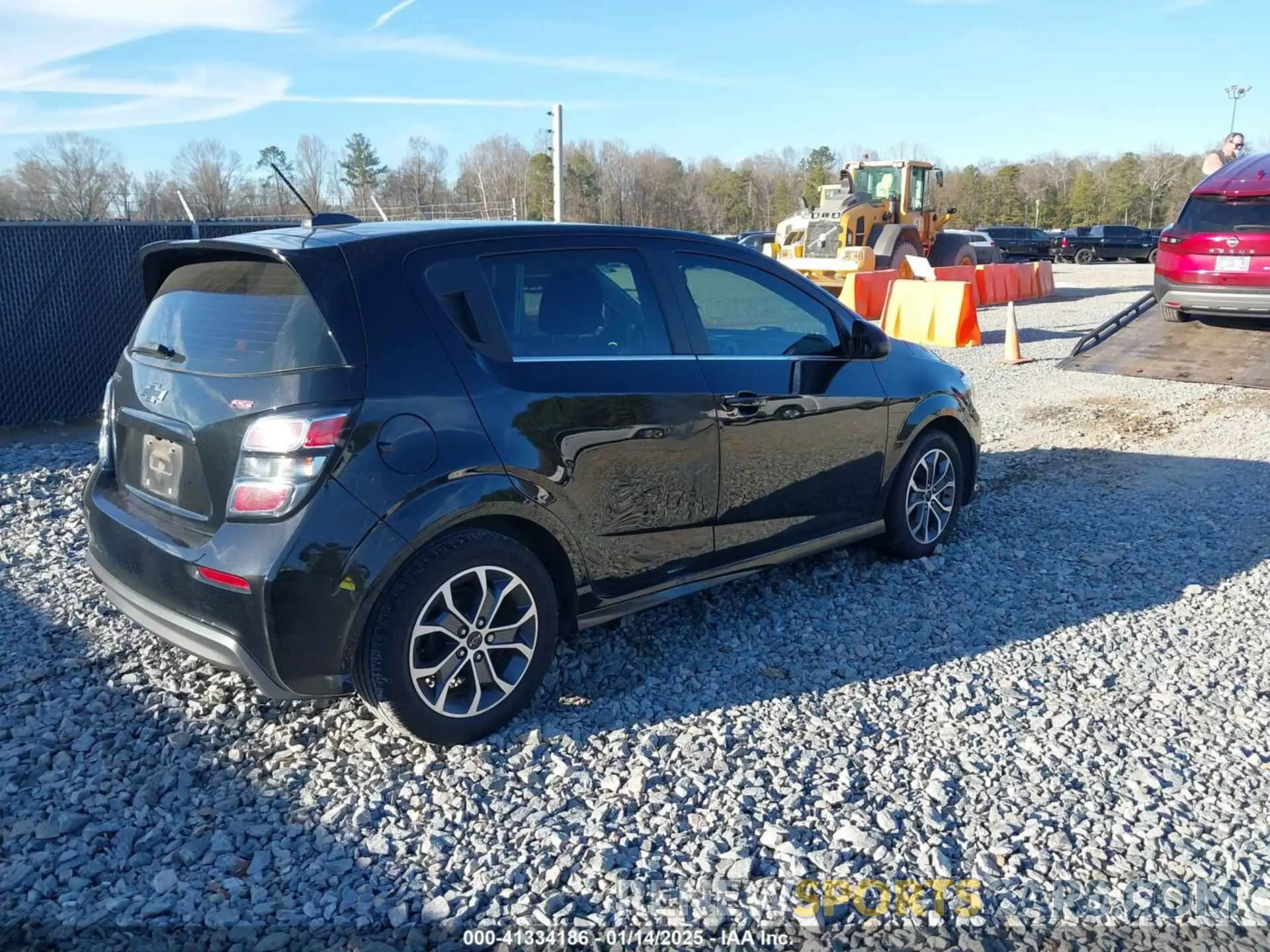 4 fotografías del automóvil dañado 1G1JD6SB0K4150687 CHEVROLET SONIC 2019