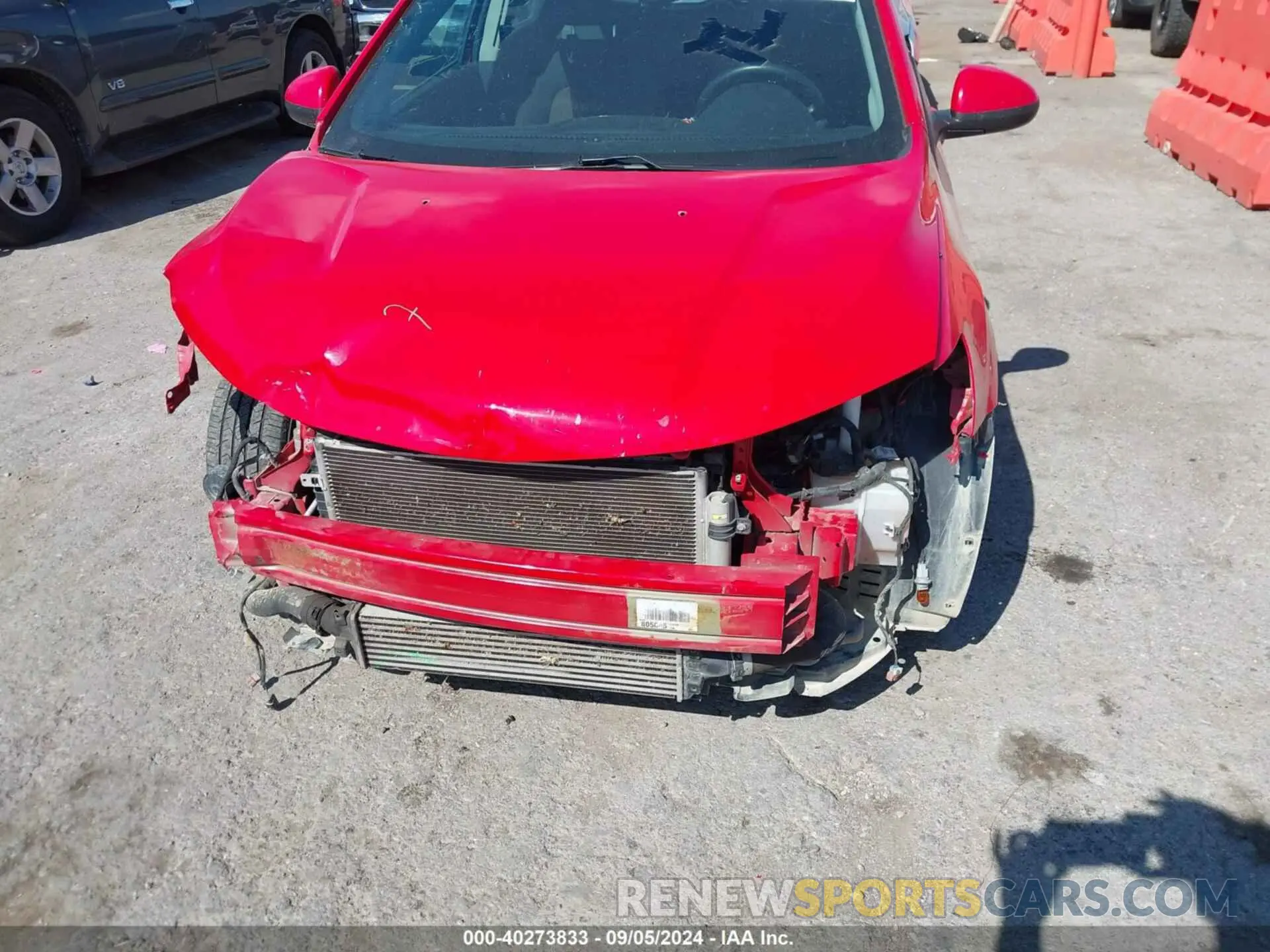 6 fotografías del automóvil dañado 1G1JD6SB5K4124909 CHEVROLET SONIC 2019