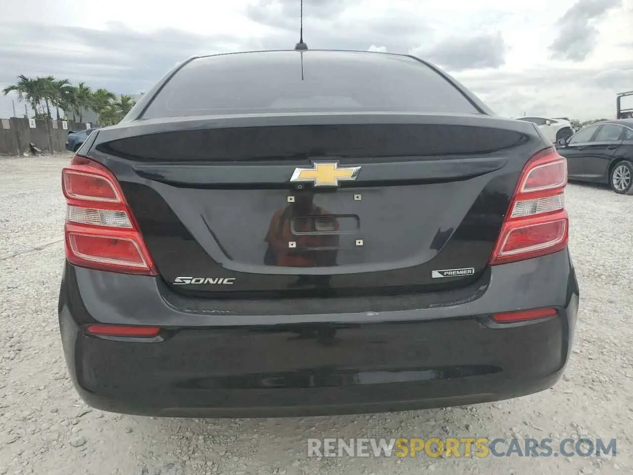6 fotografías del automóvil dañado 1G1JF5SB1K4122885 CHEVROLET SONIC 2019