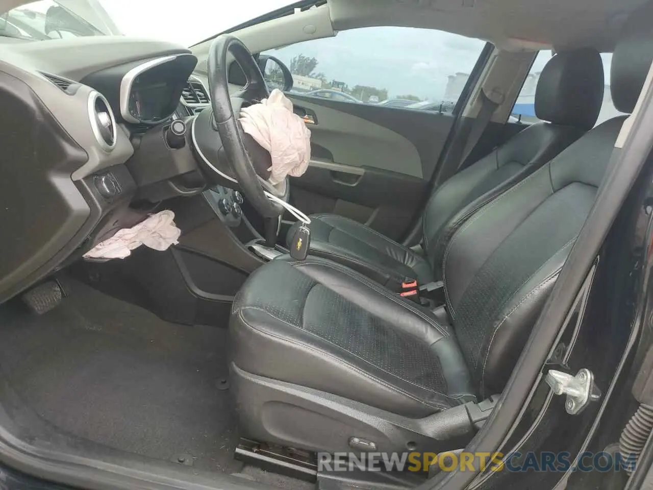 7 fotografías del automóvil dañado 1G1JF5SB1K4122885 CHEVROLET SONIC 2019