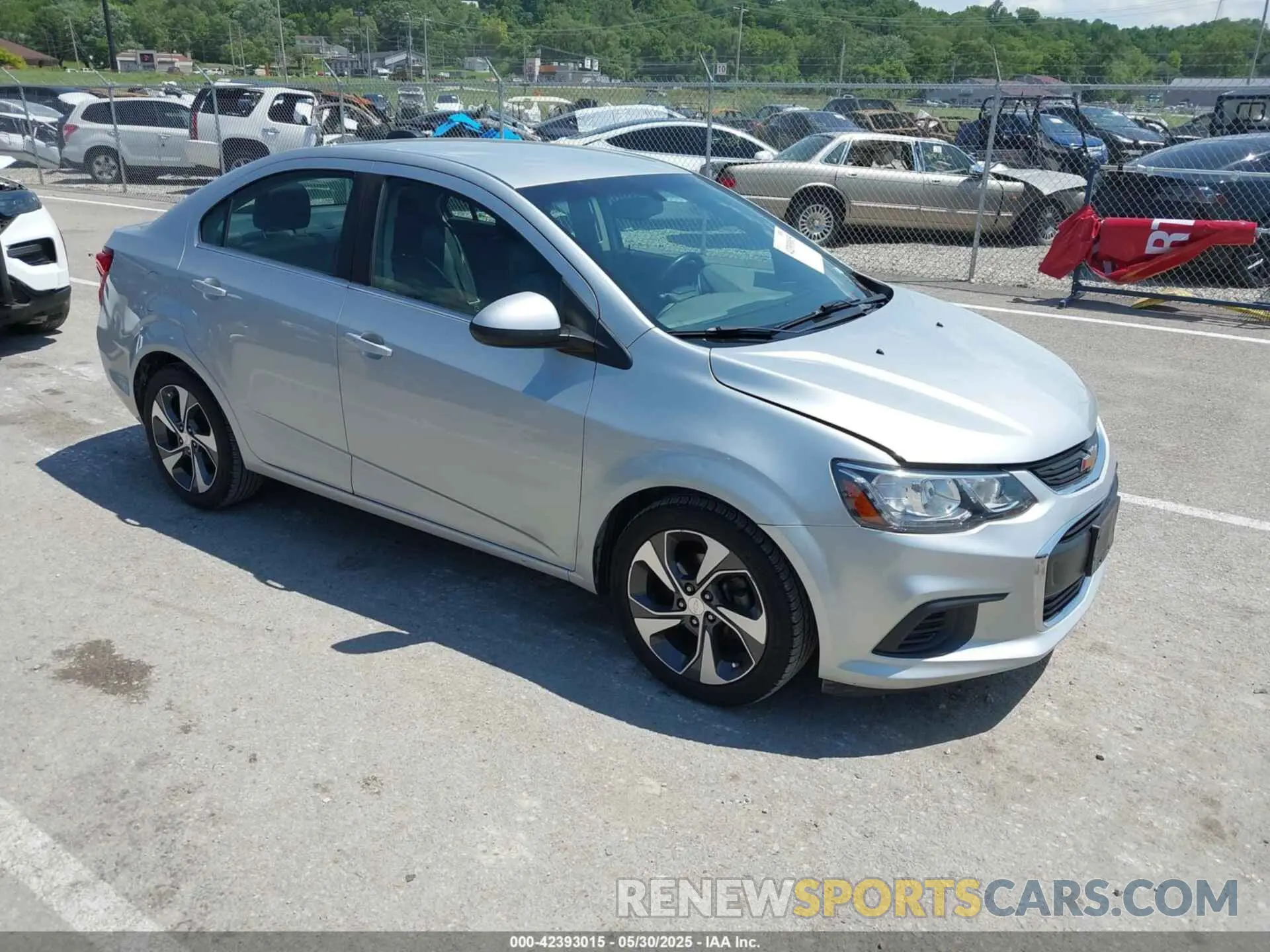 1 fotografías del automóvil dañado 1G1JF5SB2K4125181 CHEVROLET SONIC 2019