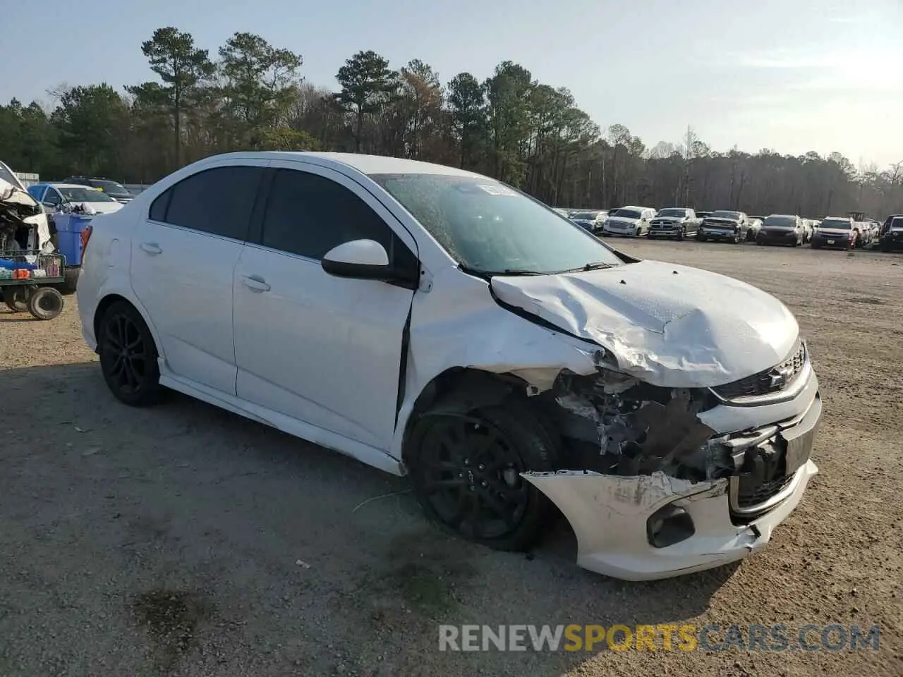 4 fotografías del automóvil dañado 1G1JF5SB5K4112652 CHEVROLET SONIC 2019