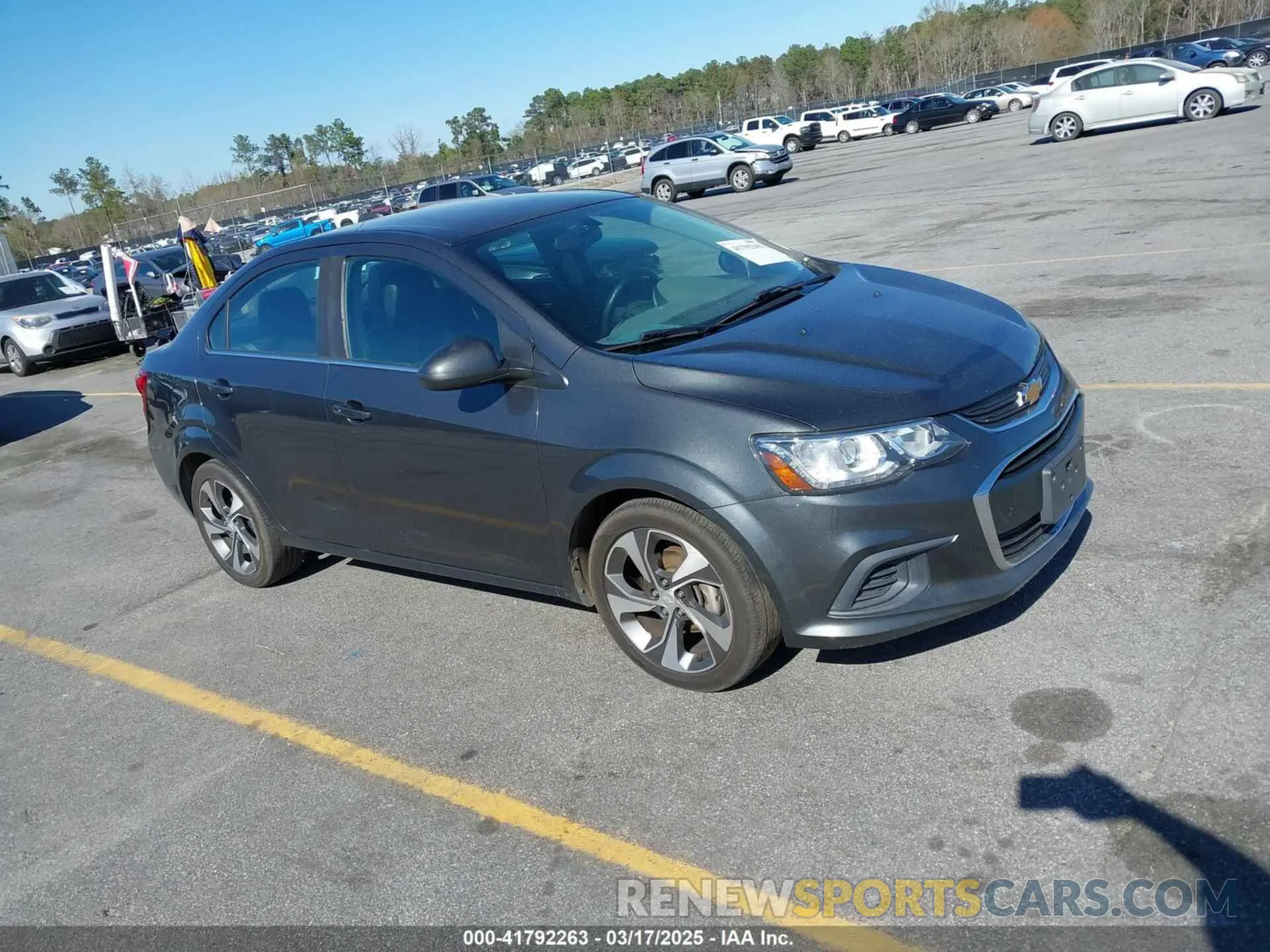 1 fotografías del automóvil dañado 1G1JF5SB5K4127944 CHEVROLET SONIC 2019