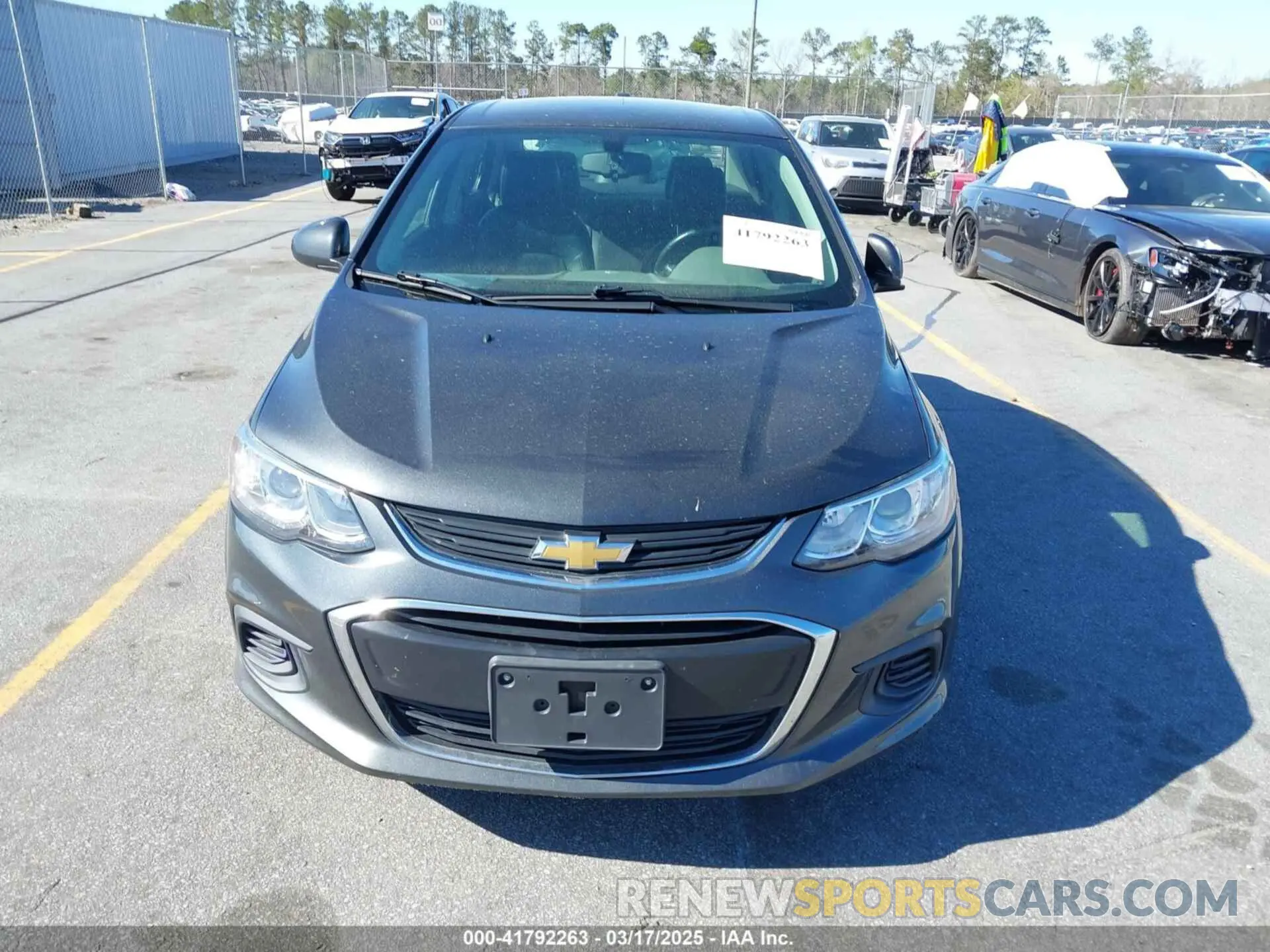 12 fotografías del automóvil dañado 1G1JF5SB5K4127944 CHEVROLET SONIC 2019