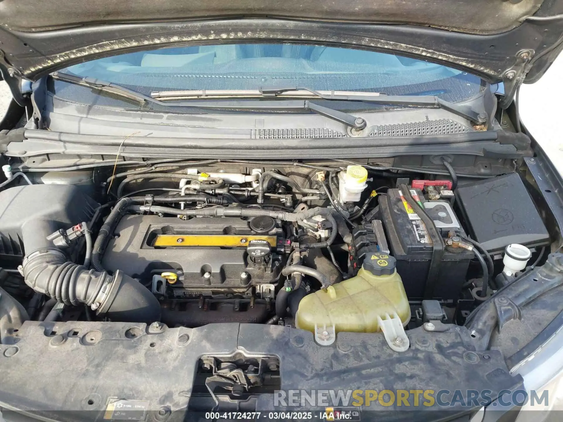 10 fotografías del automóvil dañado 1G1JF5SBXK4124358 CHEVROLET SONIC 2019