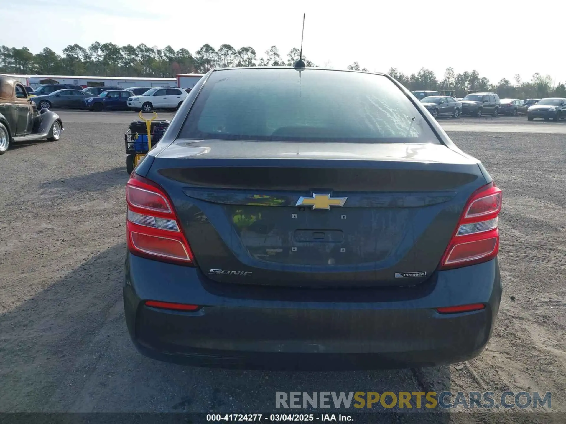 16 fotografías del automóvil dañado 1G1JF5SBXK4124358 CHEVROLET SONIC 2019