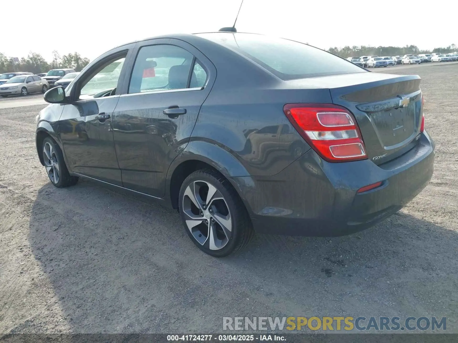 3 fotografías del automóvil dañado 1G1JF5SBXK4124358 CHEVROLET SONIC 2019