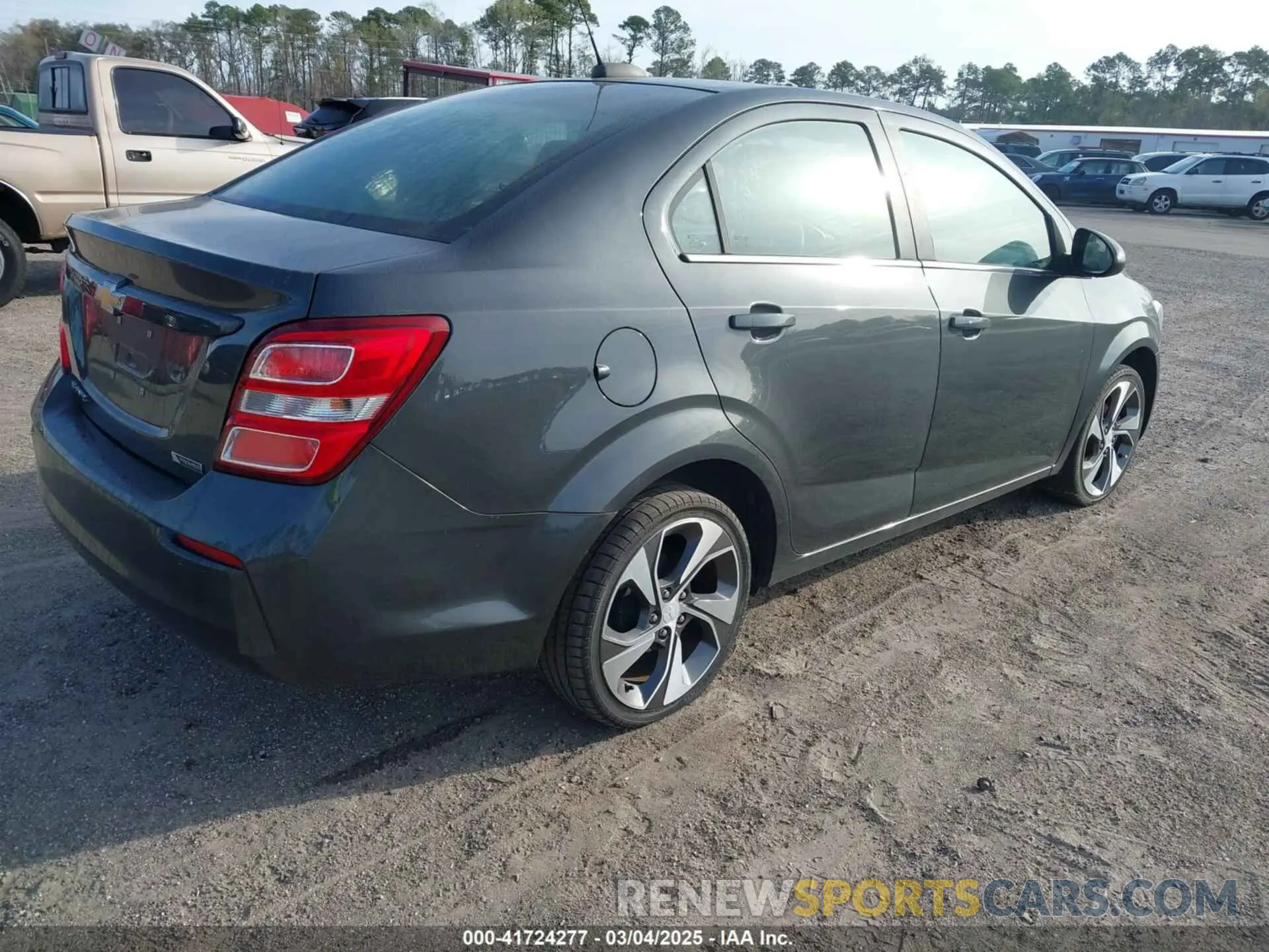 4 fotografías del automóvil dañado 1G1JF5SBXK4124358 CHEVROLET SONIC 2019