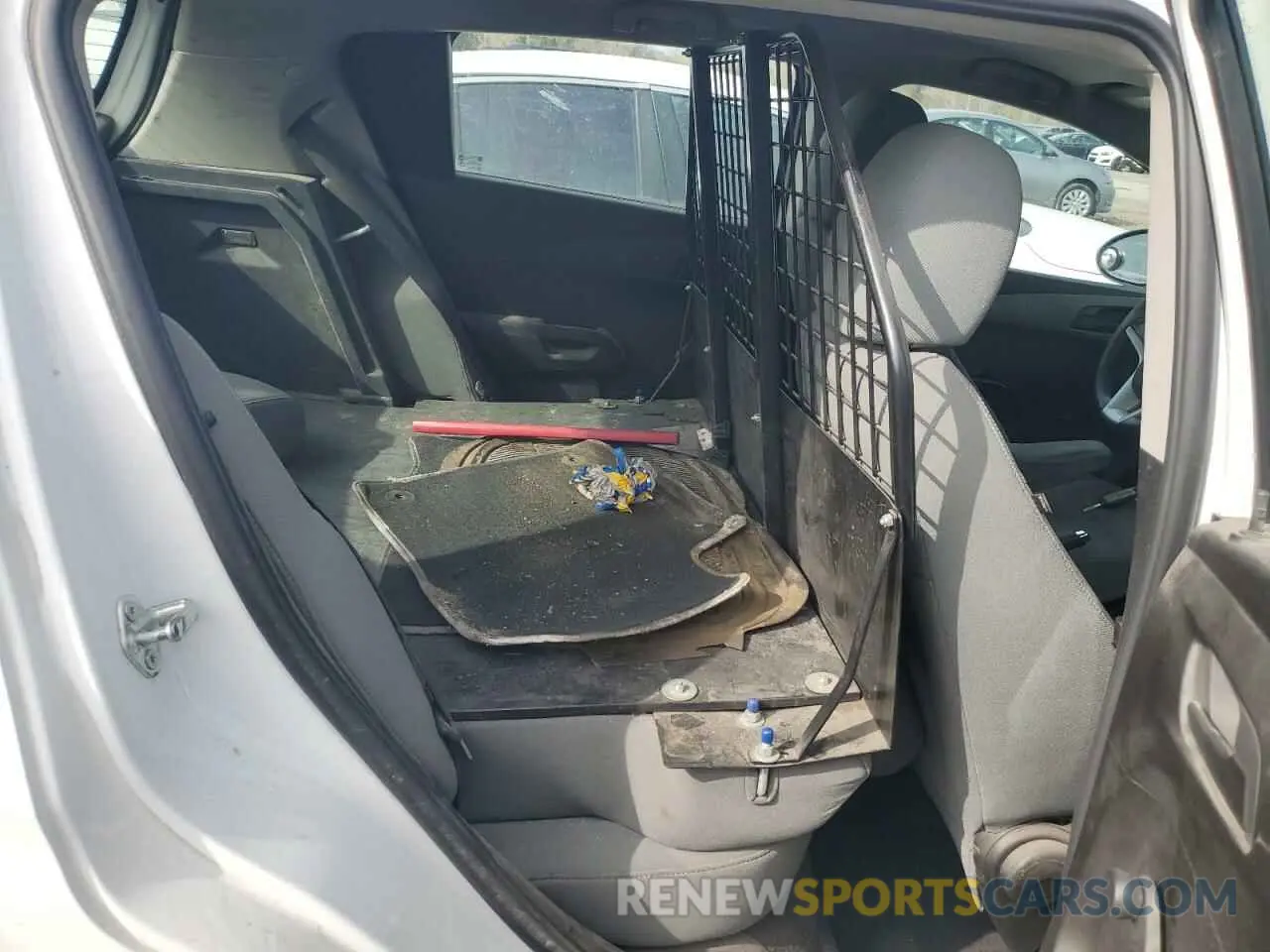 10 fotografías del automóvil dañado 1G1JG6SB2K4143635 CHEVROLET SONIC 2019