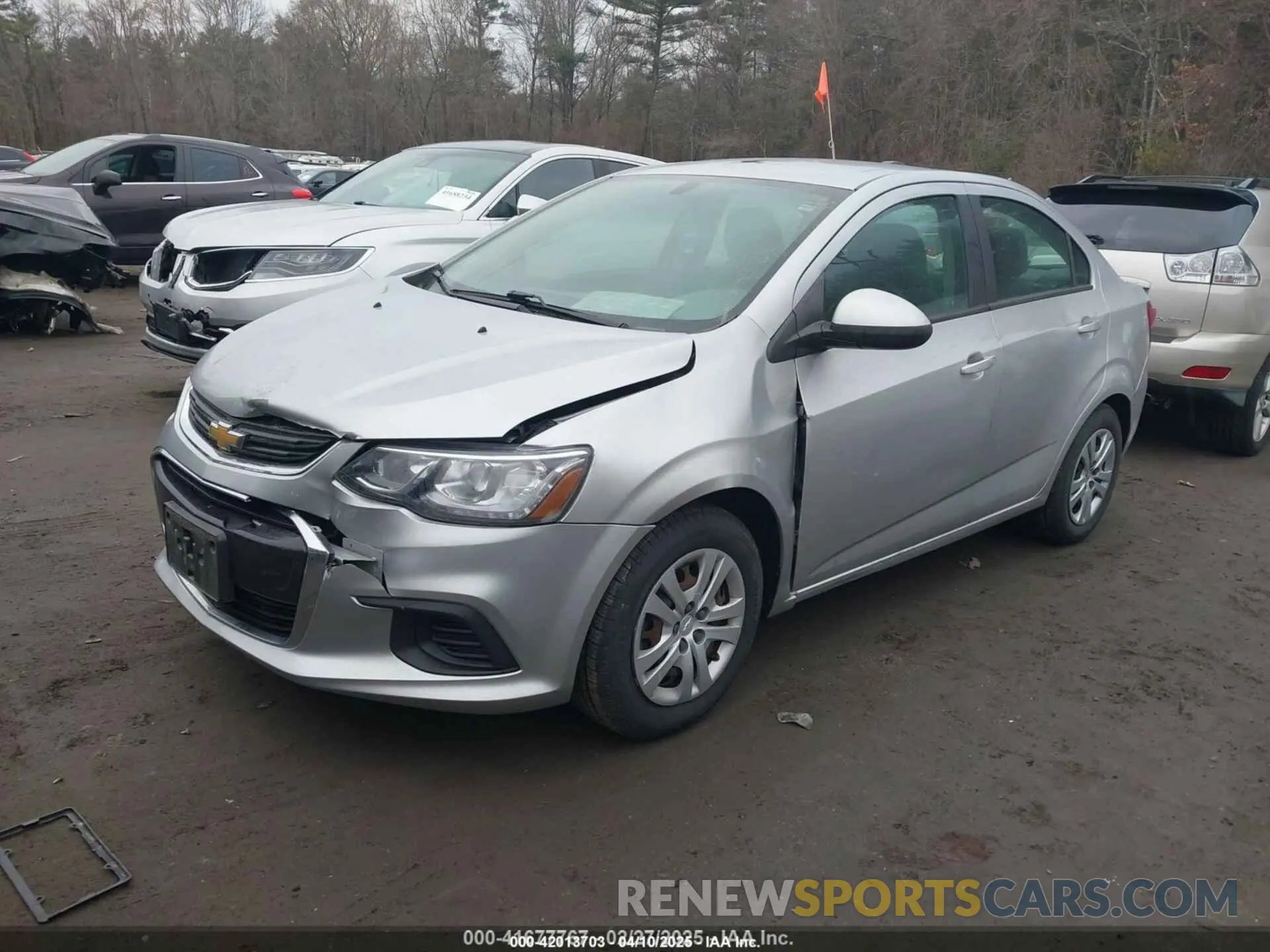 2 fotografías del automóvil dañado 1G1JB5SBXL4100722 CHEVROLET SONIC 2020