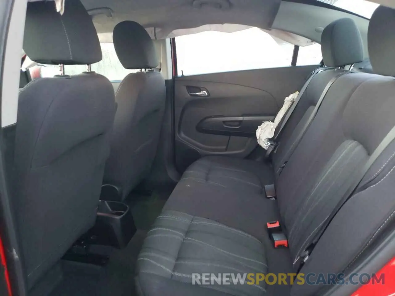 10 fotografías del automóvil dañado 1G1JD5SB1L4104524 CHEVROLET SONIC 2020