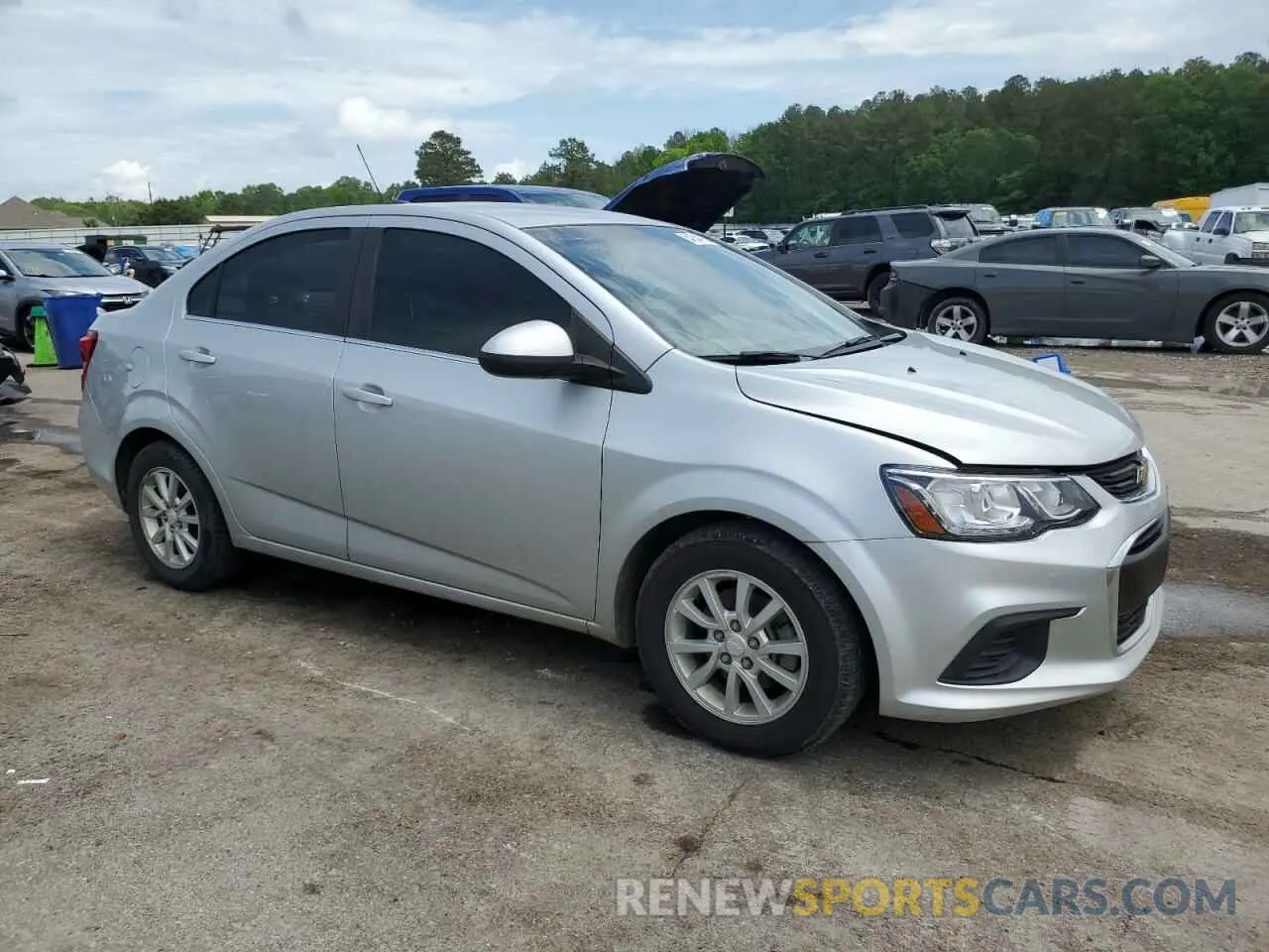 4 fotografías del automóvil dañado 1G1JD5SB1L4108704 CHEVROLET SONIC 2020