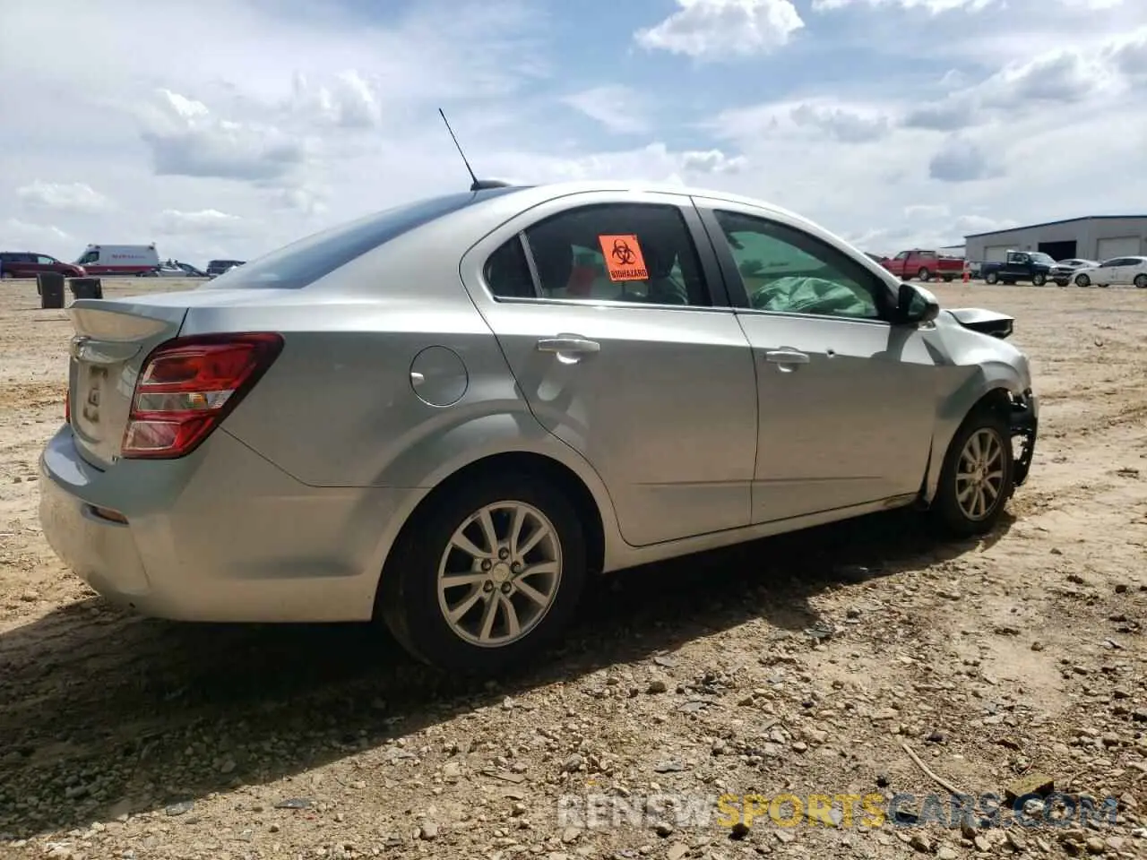 3 fotografías del automóvil dañado 1G1JD5SB3L4101575 CHEVROLET SONIC 2020