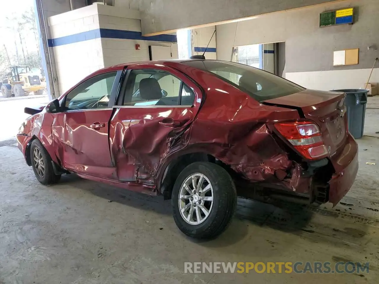2 fotografías del automóvil dañado 1G1JD5SB8L4104830 CHEVROLET SONIC 2020