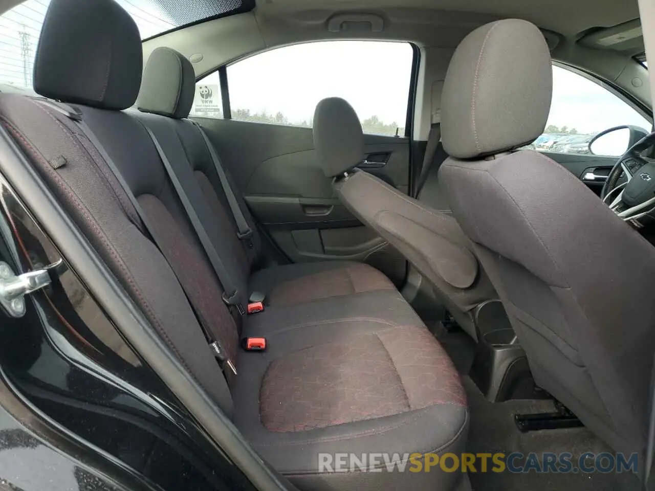 10 fotografías del automóvil dañado 1G1JD5SB9L4124066 CHEVROLET SONIC 2020