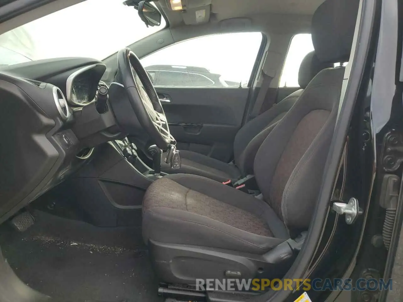 7 fotografías del automóvil dañado 1G1JD5SB9L4124066 CHEVROLET SONIC 2020