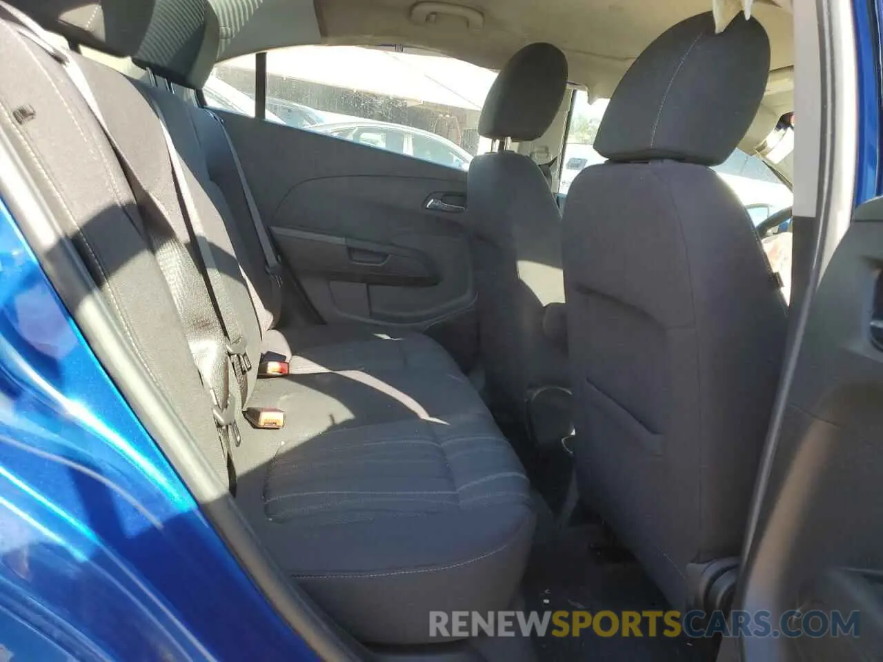 10 fotografías del automóvil dañado 1G1JD5SBXL4141538 CHEVROLET SONIC 2020