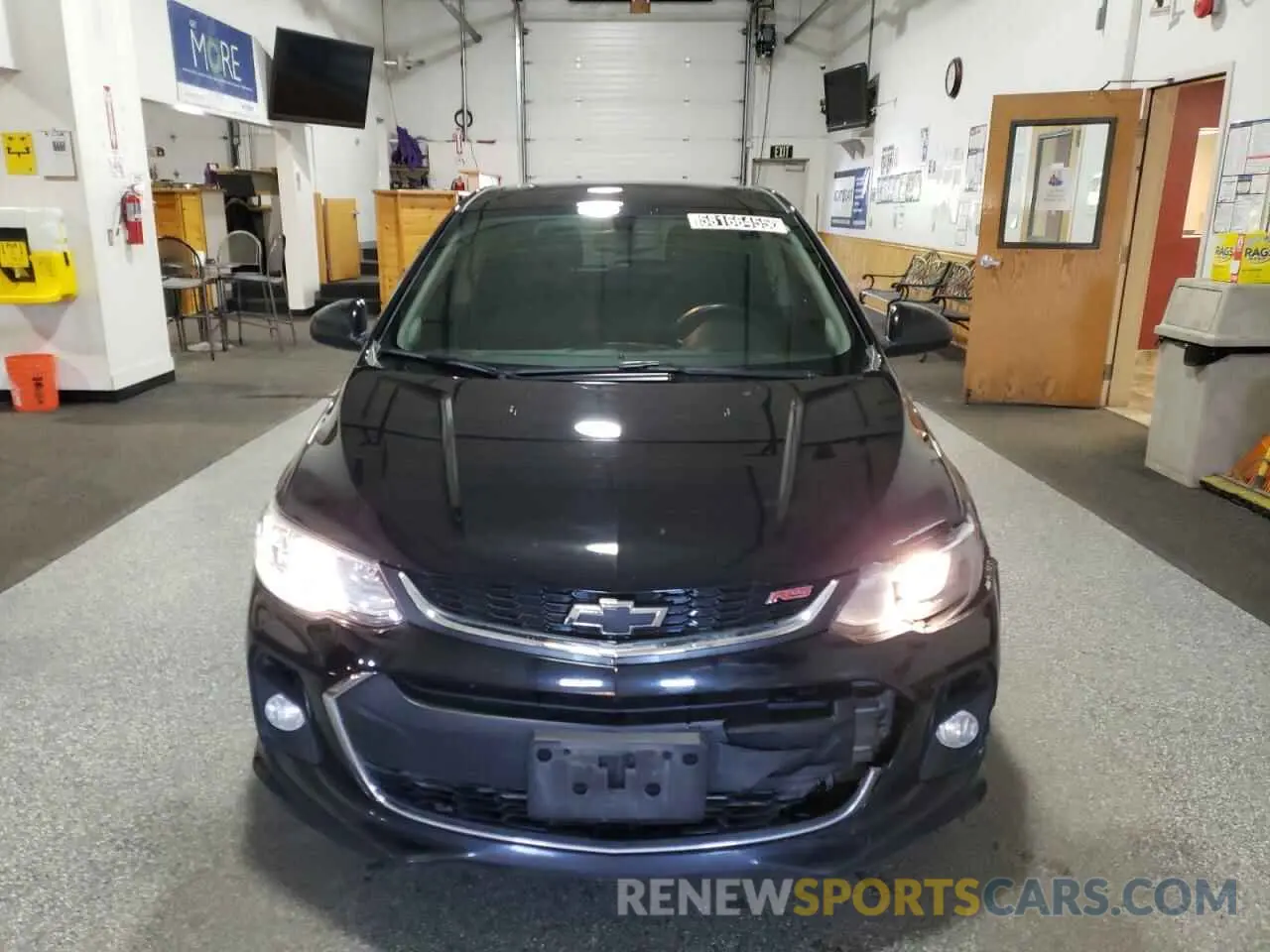 5 fotografías del automóvil dañado 1G1JD6SB0L4105153 CHEVROLET SONIC 2020