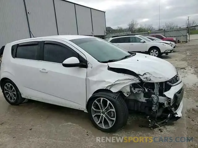 13 fotografías del automóvil dañado 1G1JD6SB2L4100309 CHEVROLET SONIC 2020