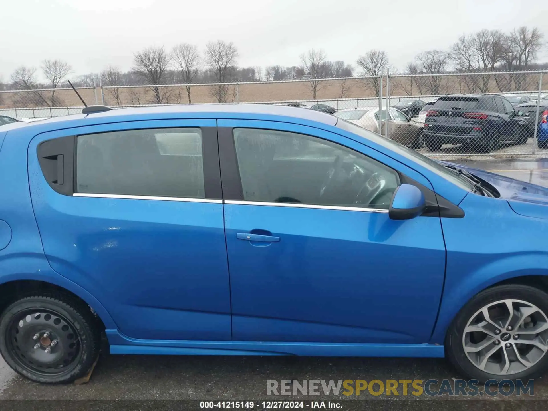 14 fotografías del automóvil dañado 1G1JD6SB4L4107200 CHEVROLET SONIC 2020