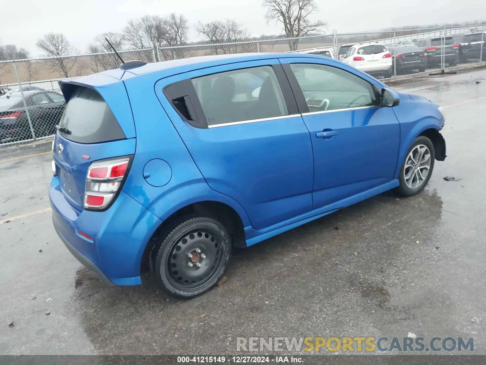 4 fotografías del automóvil dañado 1G1JD6SB4L4107200 CHEVROLET SONIC 2020