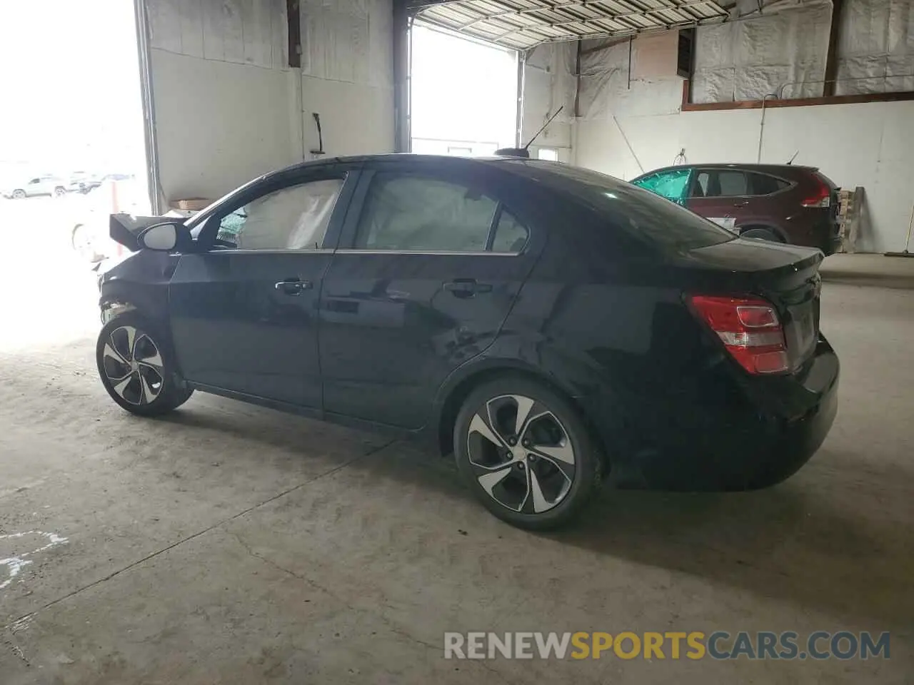 2 fotografías del automóvil dañado 1G1JF5SB0L4119879 CHEVROLET SONIC 2020