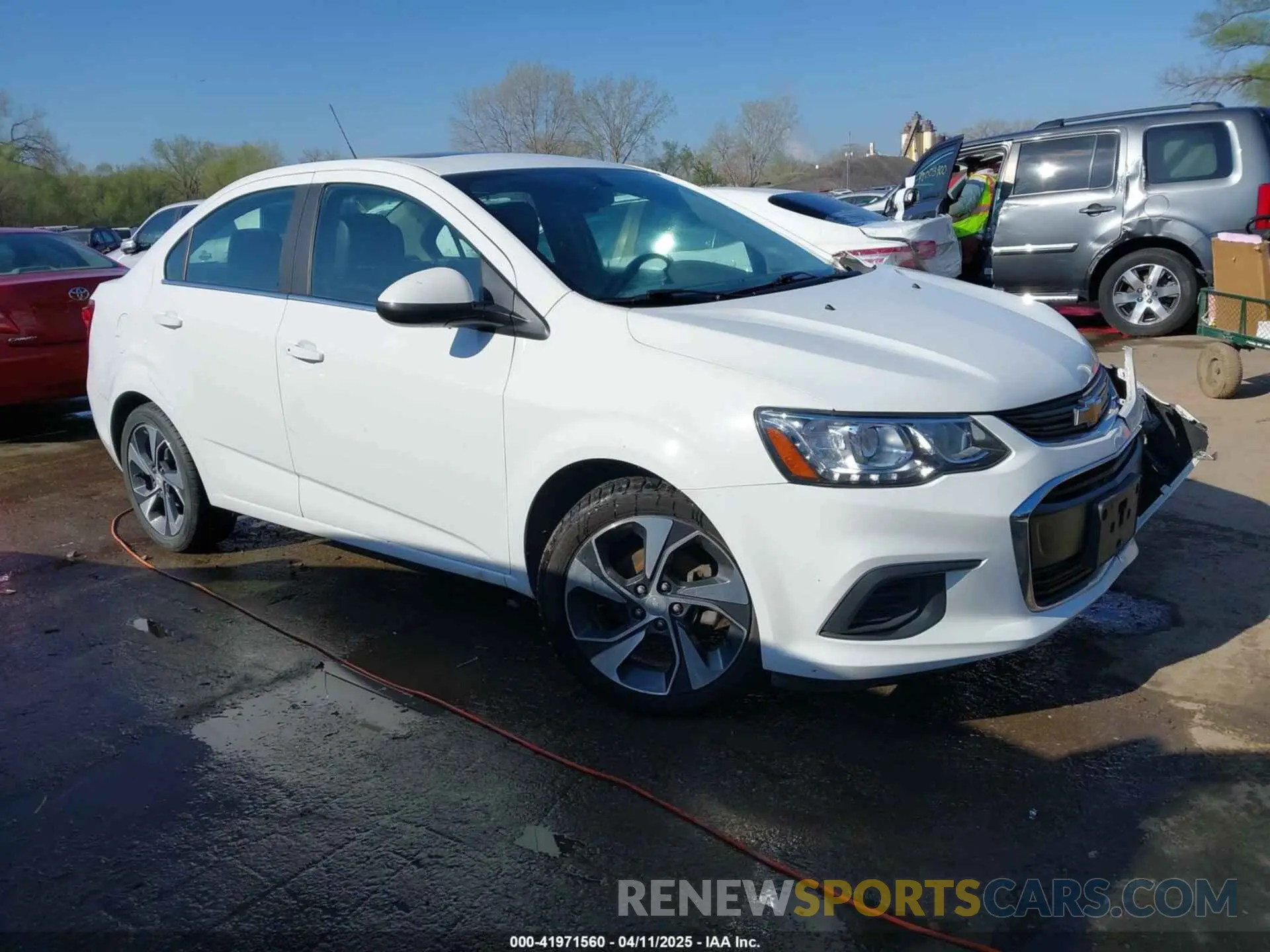 1 fotografías del automóvil dañado 1G1JF5SB5L4119280 CHEVROLET SONIC 2020
