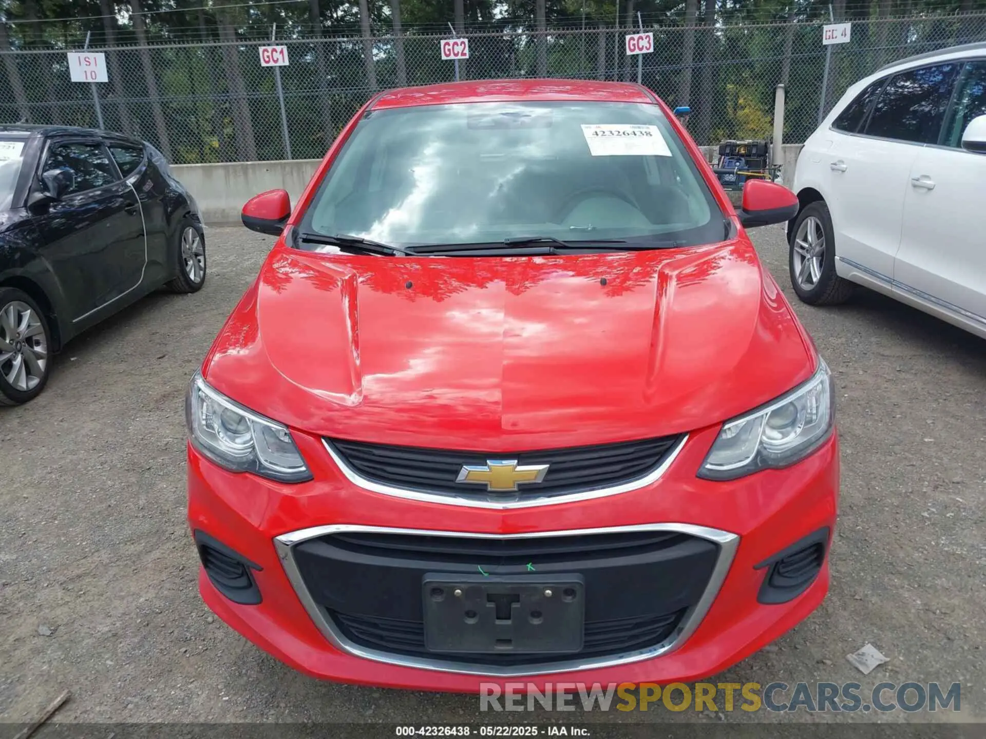 12 fotografías del automóvil dañado 1G1JG6SB2L4115688 CHEVROLET SONIC 2020