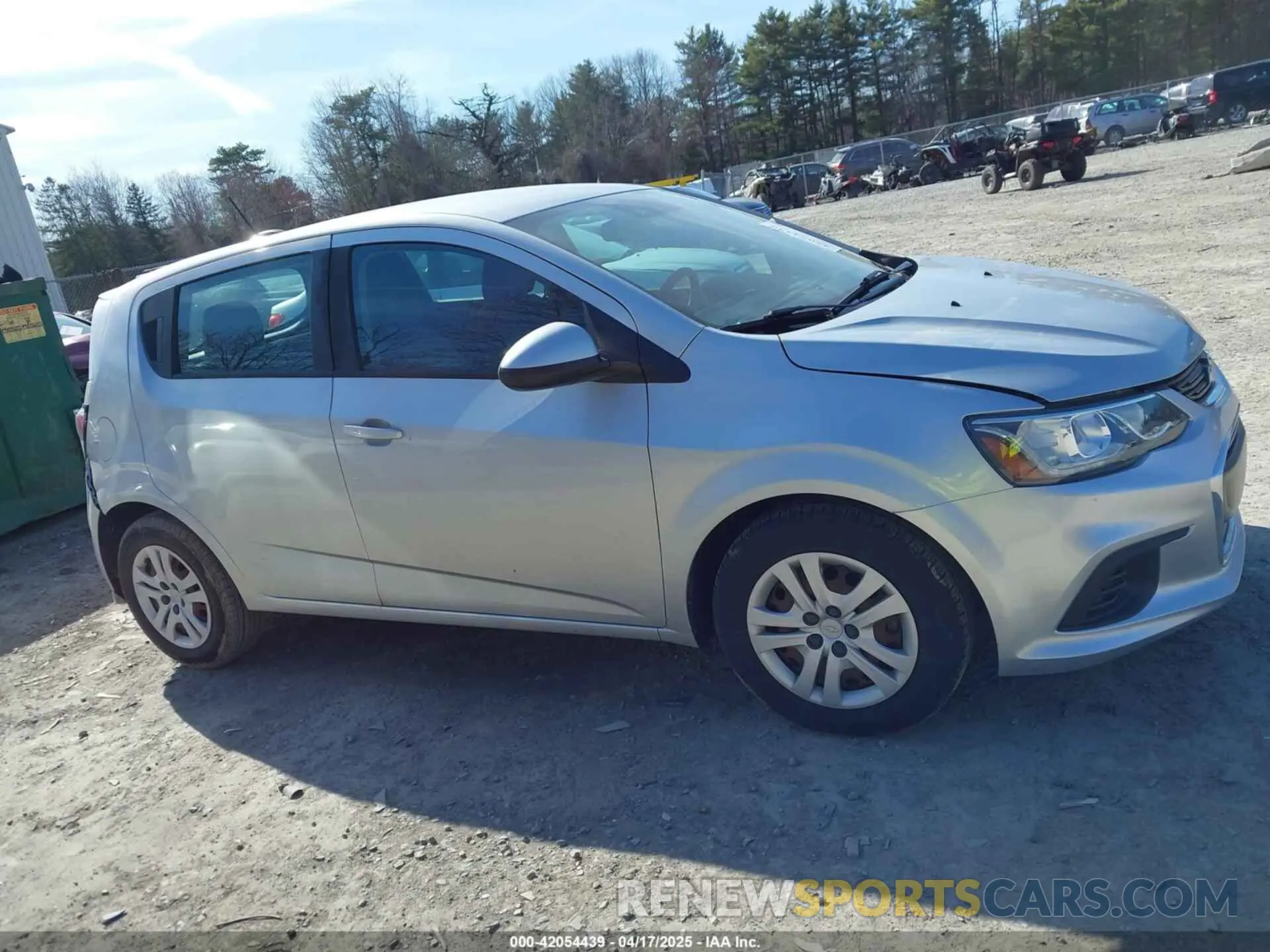 13 fotografías del automóvil dañado 1G1JG6SB7L4123754 CHEVROLET SONIC 2020