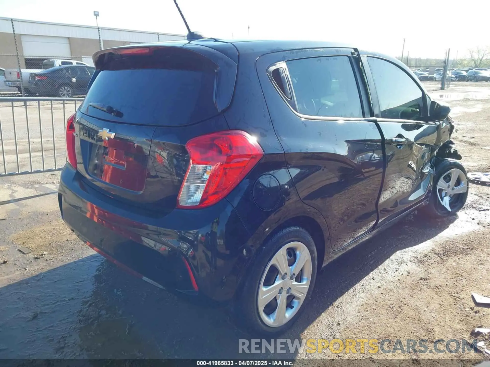 4 fotografías del automóvil dañado KL8CA6SA0KC711257 CHEVROLET SPARK 2019