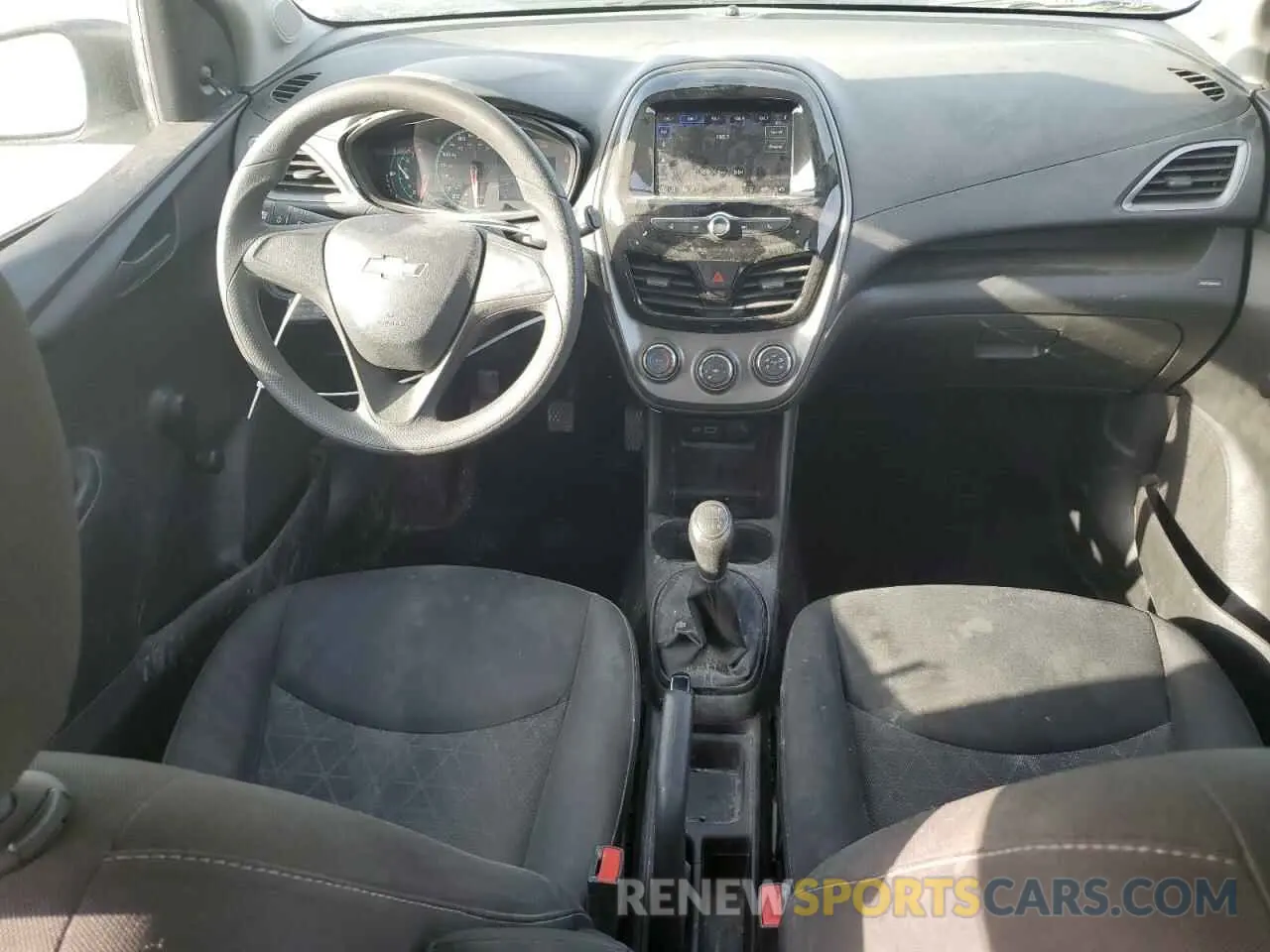 8 fotografías del automóvil dañado KL8CA6SA5KC704367 CHEVROLET SPARK 2019
