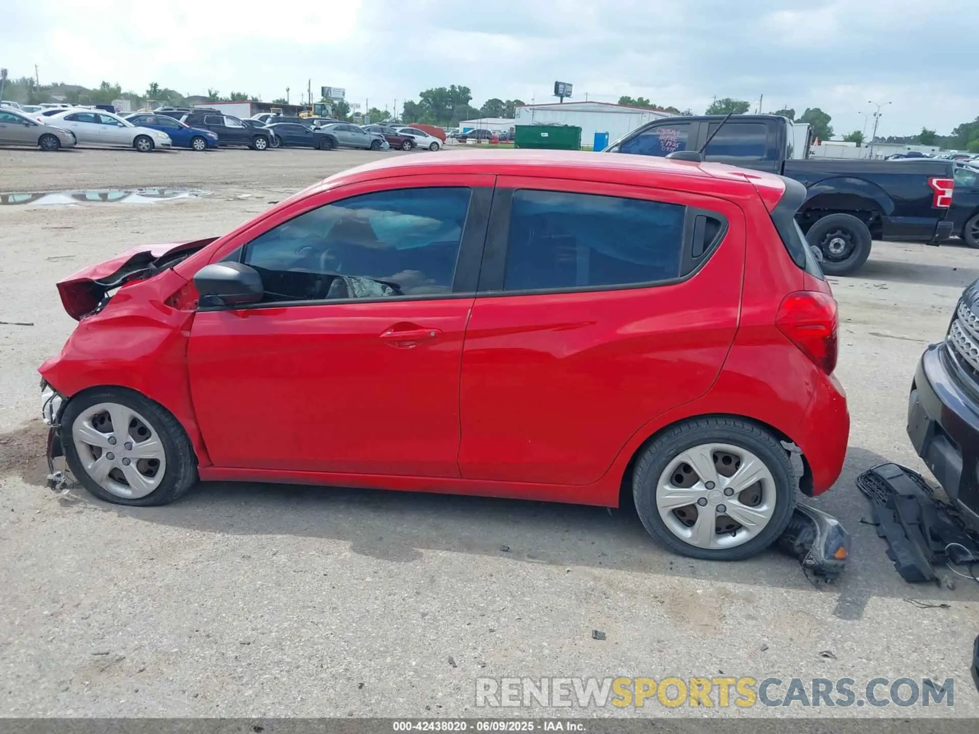 14 fotografías del automóvil dañado KL8CB6SA1KC718117 CHEVROLET SPARK 2019
