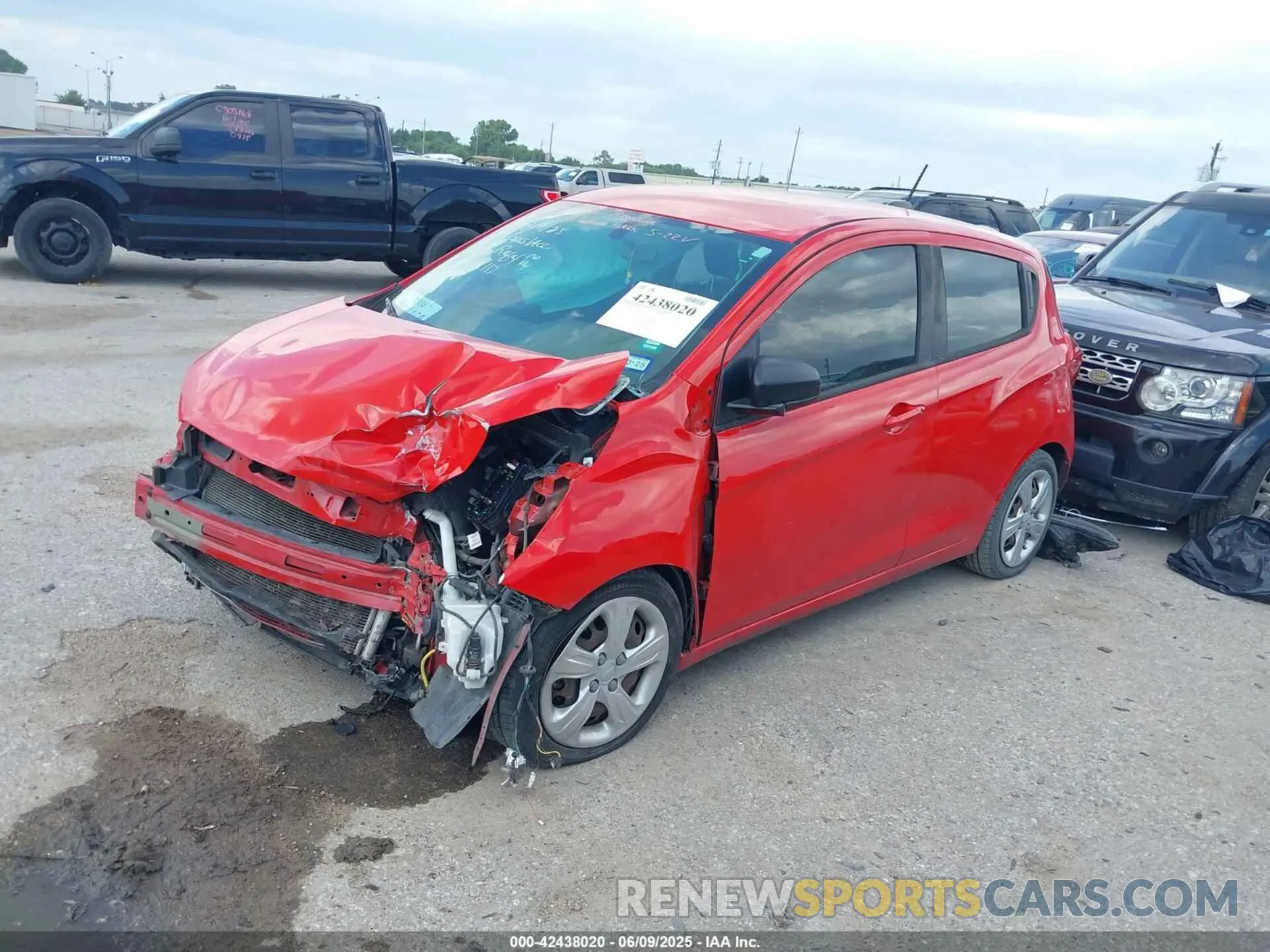 2 fotografías del automóvil dañado KL8CB6SA1KC718117 CHEVROLET SPARK 2019