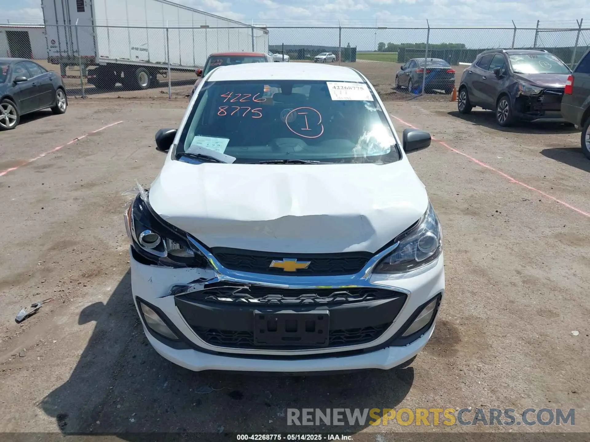 12 fotografías del automóvil dañado KL8CB6SA1KC751747 CHEVROLET SPARK 2019