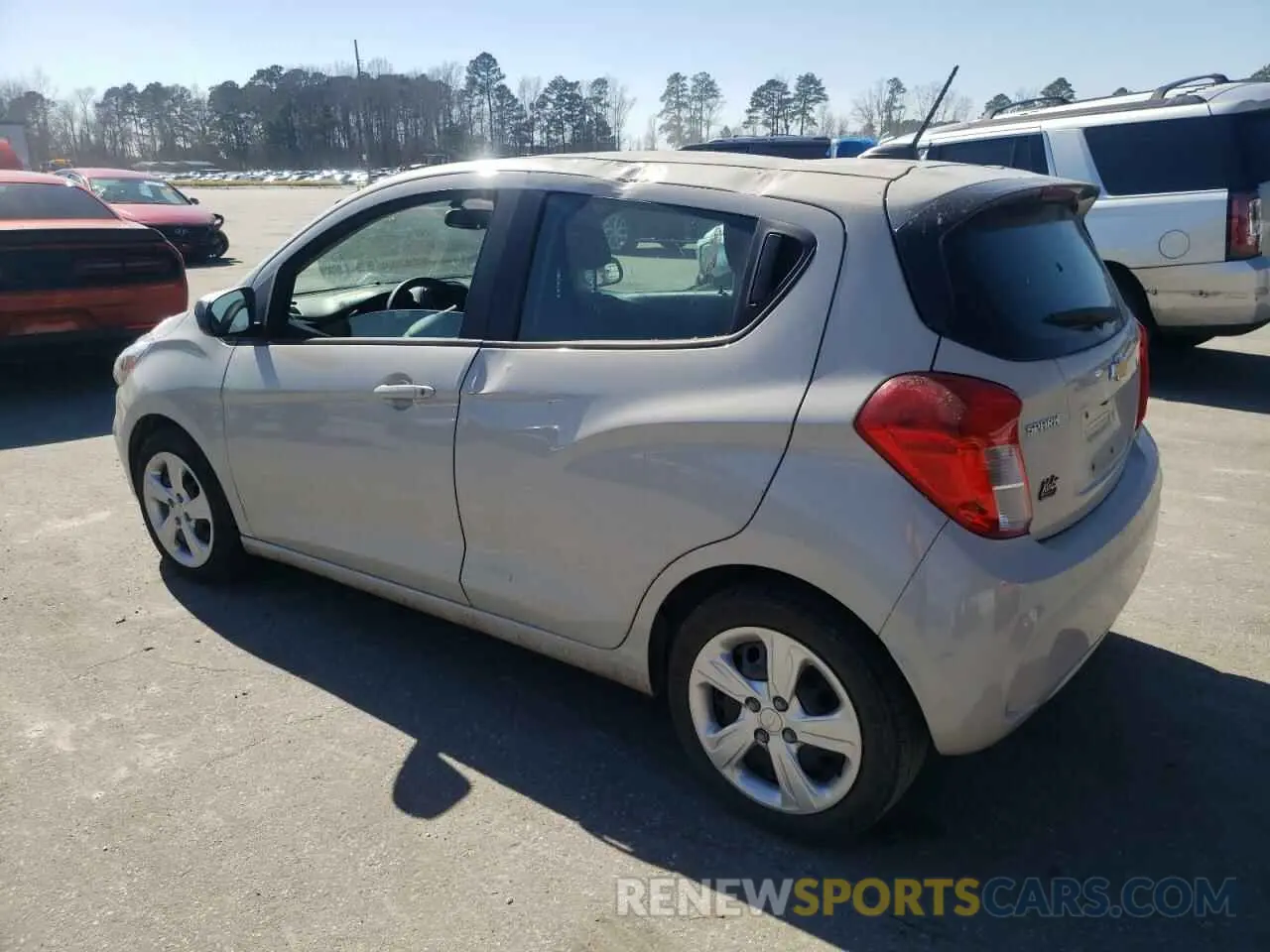 2 fotografías del automóvil dañado KL8CB6SA2KC782084 CHEVROLET SPARK 2019