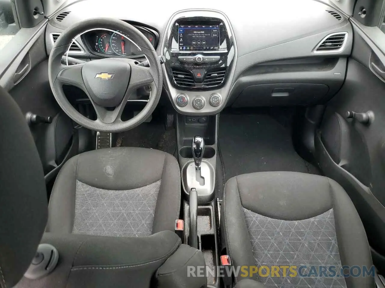 8 fotografías del automóvil dañado KL8CB6SA4KC701764 CHEVROLET SPARK 2019