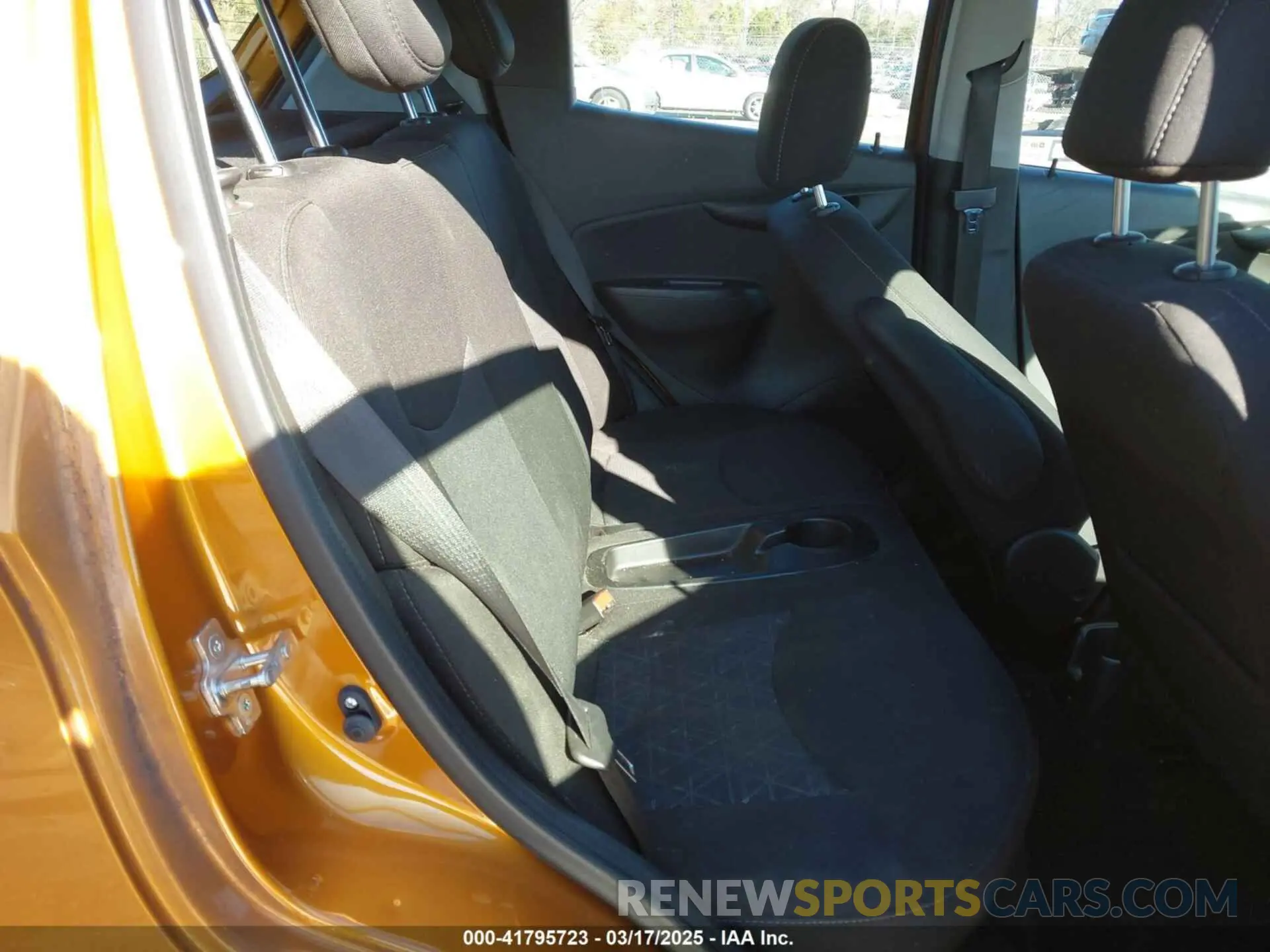8 fotografías del automóvil dañado KL8CB6SA5KC725409 CHEVROLET SPARK 2019