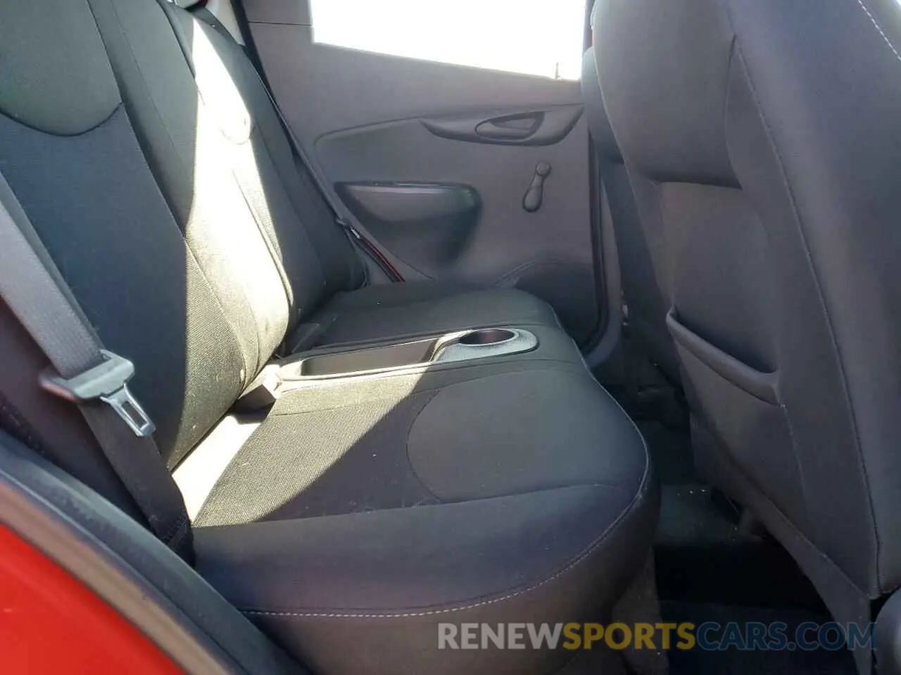 10 fotografías del automóvil dañado KL8CB6SA8KC791873 CHEVROLET SPARK 2019