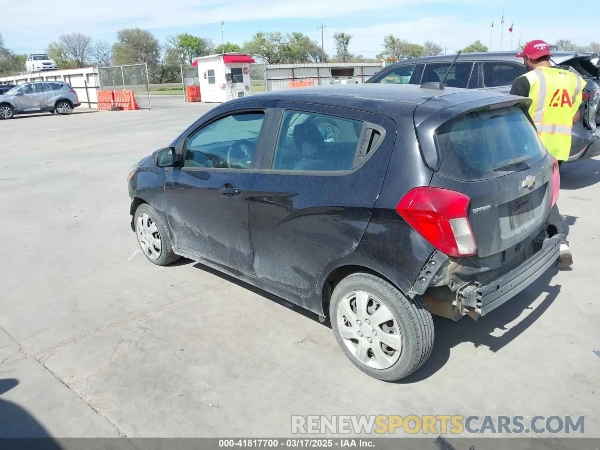3 fotografías del automóvil dañado KL8CB6SA9KC723999 CHEVROLET SPARK 2019