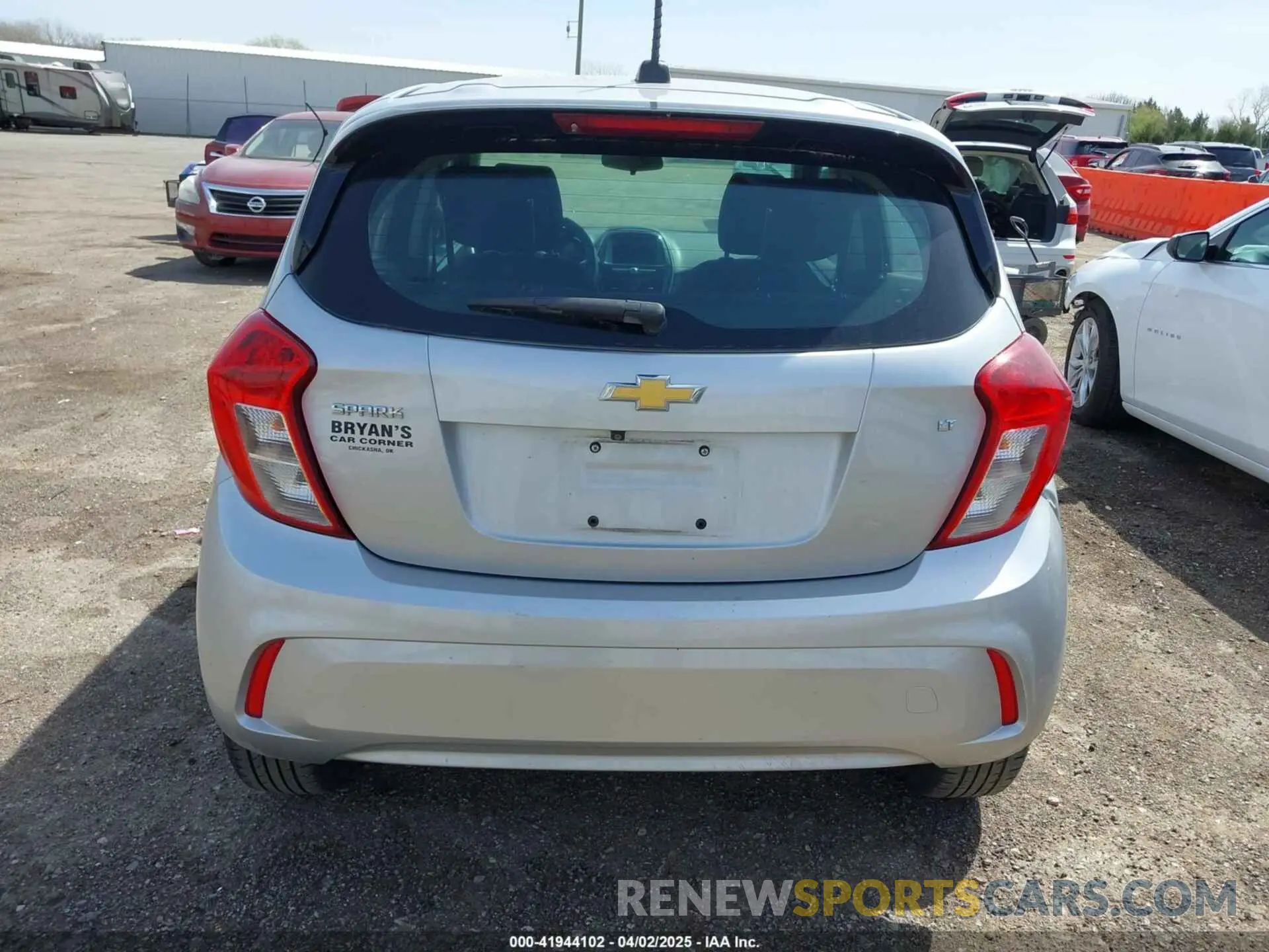 17 fotografías del automóvil dañado KL8CD6SA0KC704798 CHEVROLET SPARK 2019