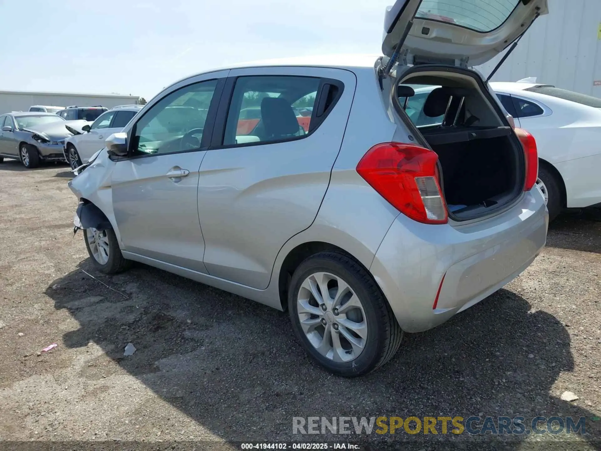 3 fotografías del automóvil dañado KL8CD6SA0KC704798 CHEVROLET SPARK 2019