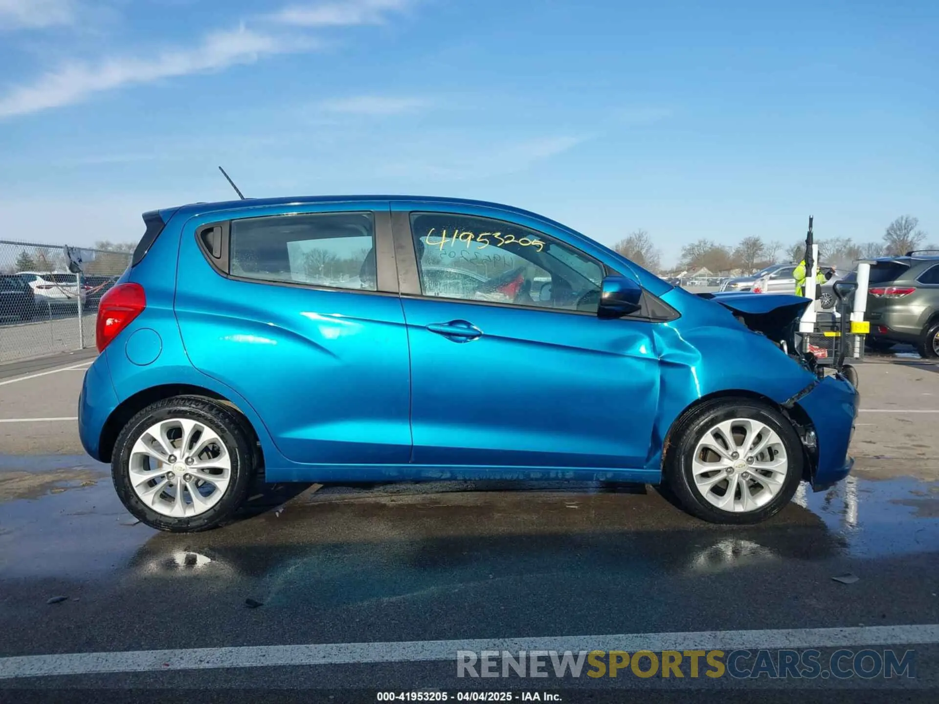 13 fotografías del automóvil dañado KL8CD6SA1KC716443 CHEVROLET SPARK 2019