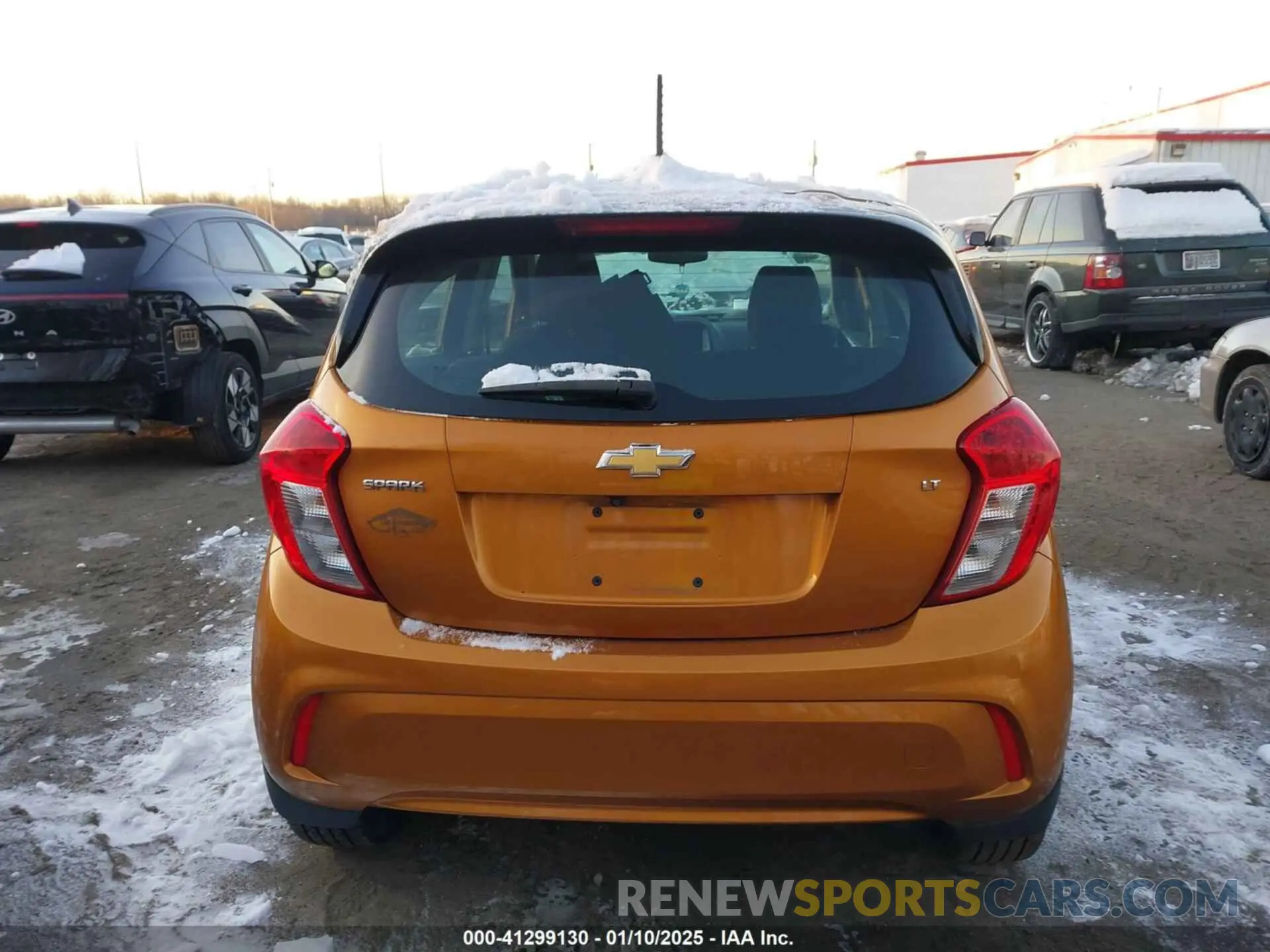 16 fotografías del automóvil dañado KL8CD6SA3KC710207 CHEVROLET SPARK 2019