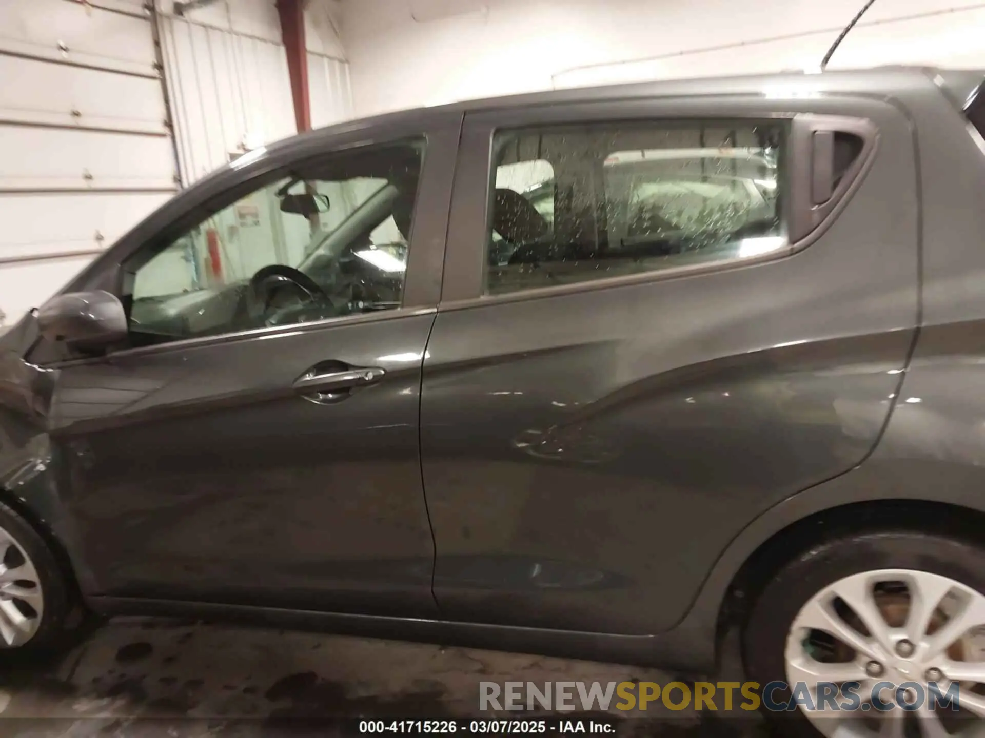 15 fotografías del automóvil dañado KL8CD6SA4KC703346 CHEVROLET SPARK 2019